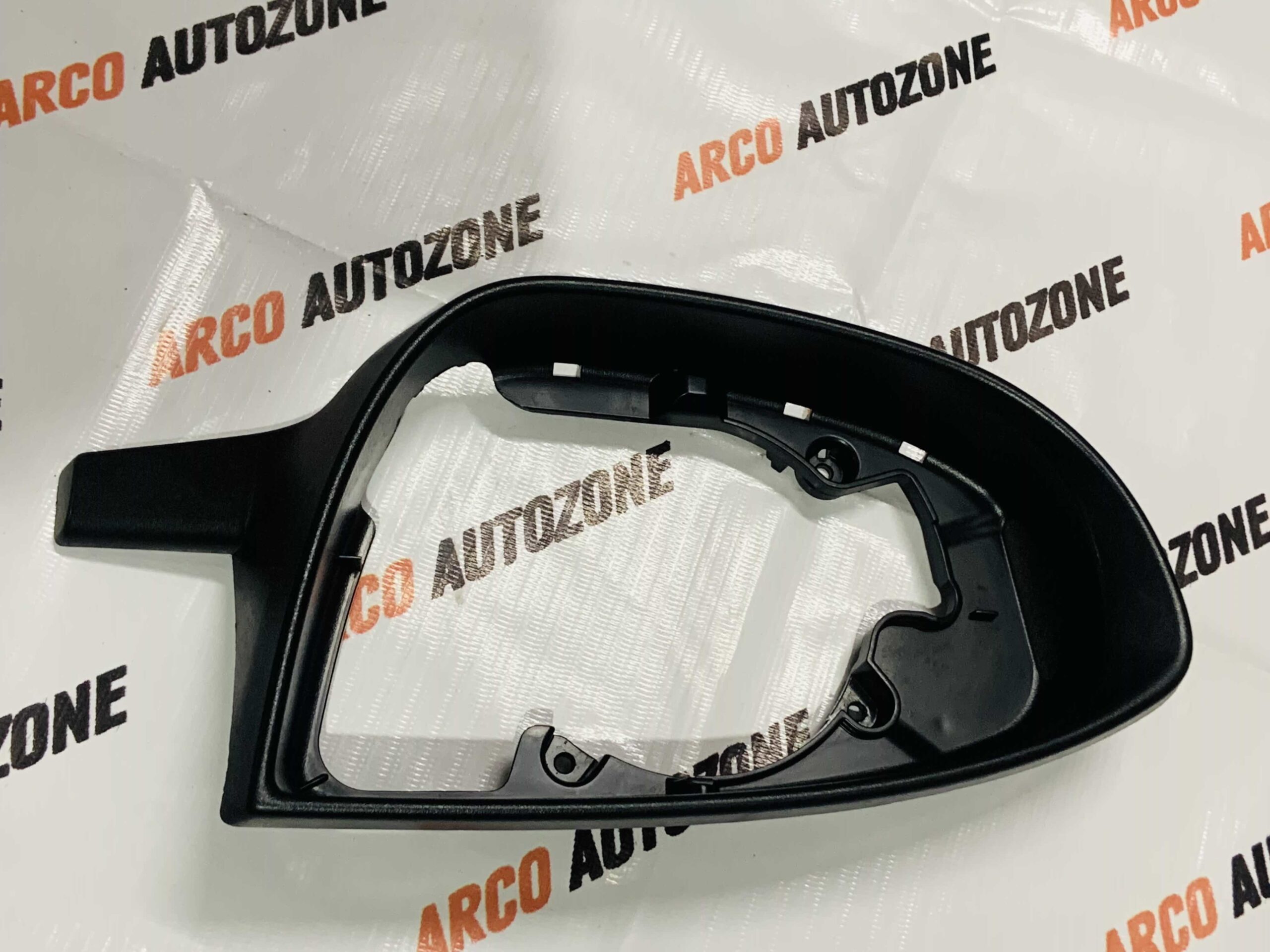 SIDE MIRROR RING I20 20 LEFT LOT
