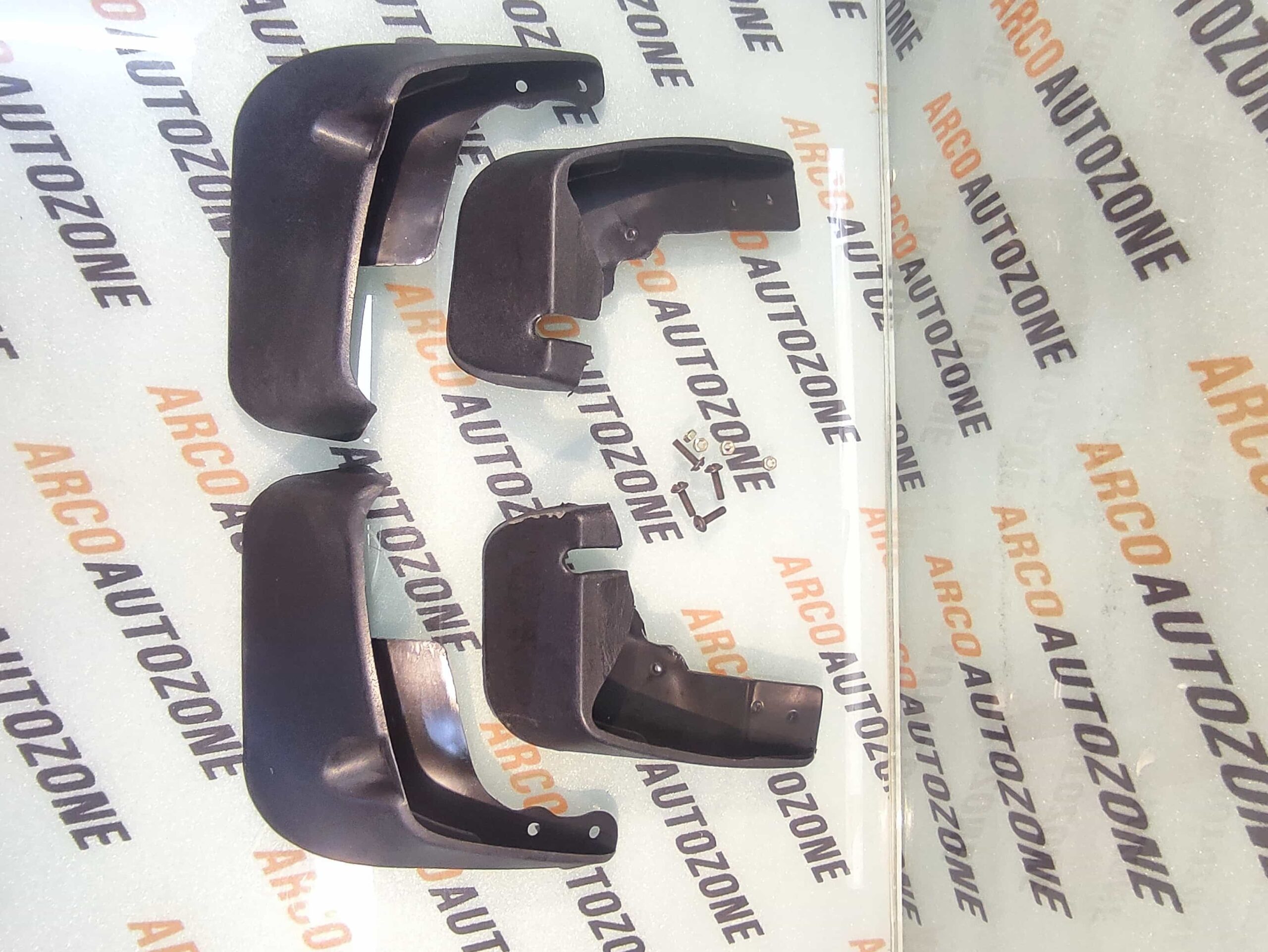 MUD FLAP TIAGO SKI