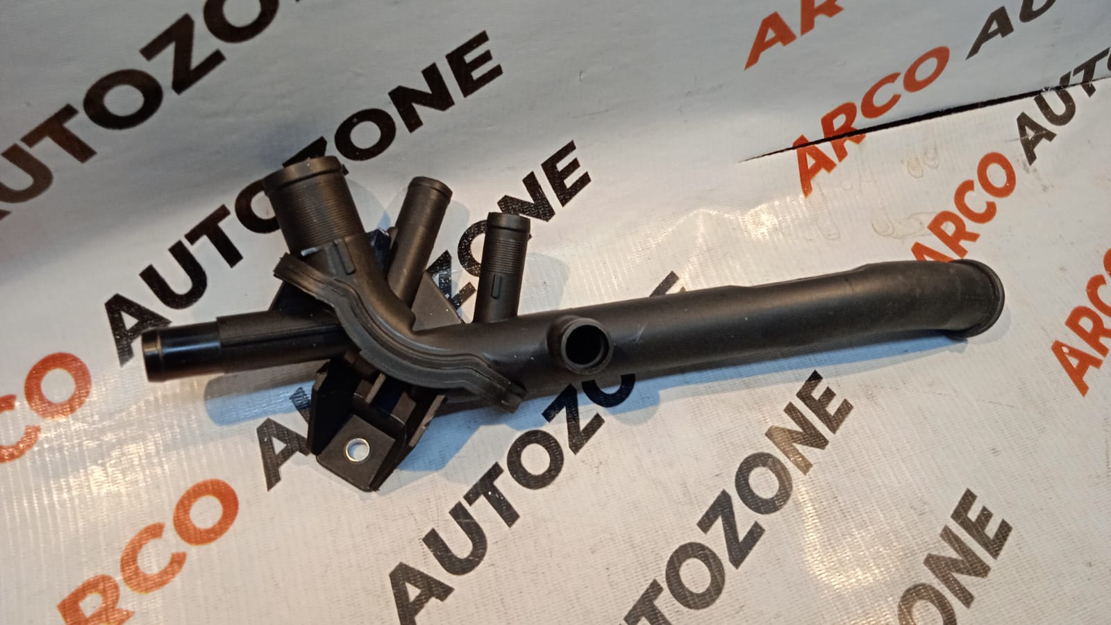 COOANT PIPE LOGAN VERITO DIESEL IMP 8200557831