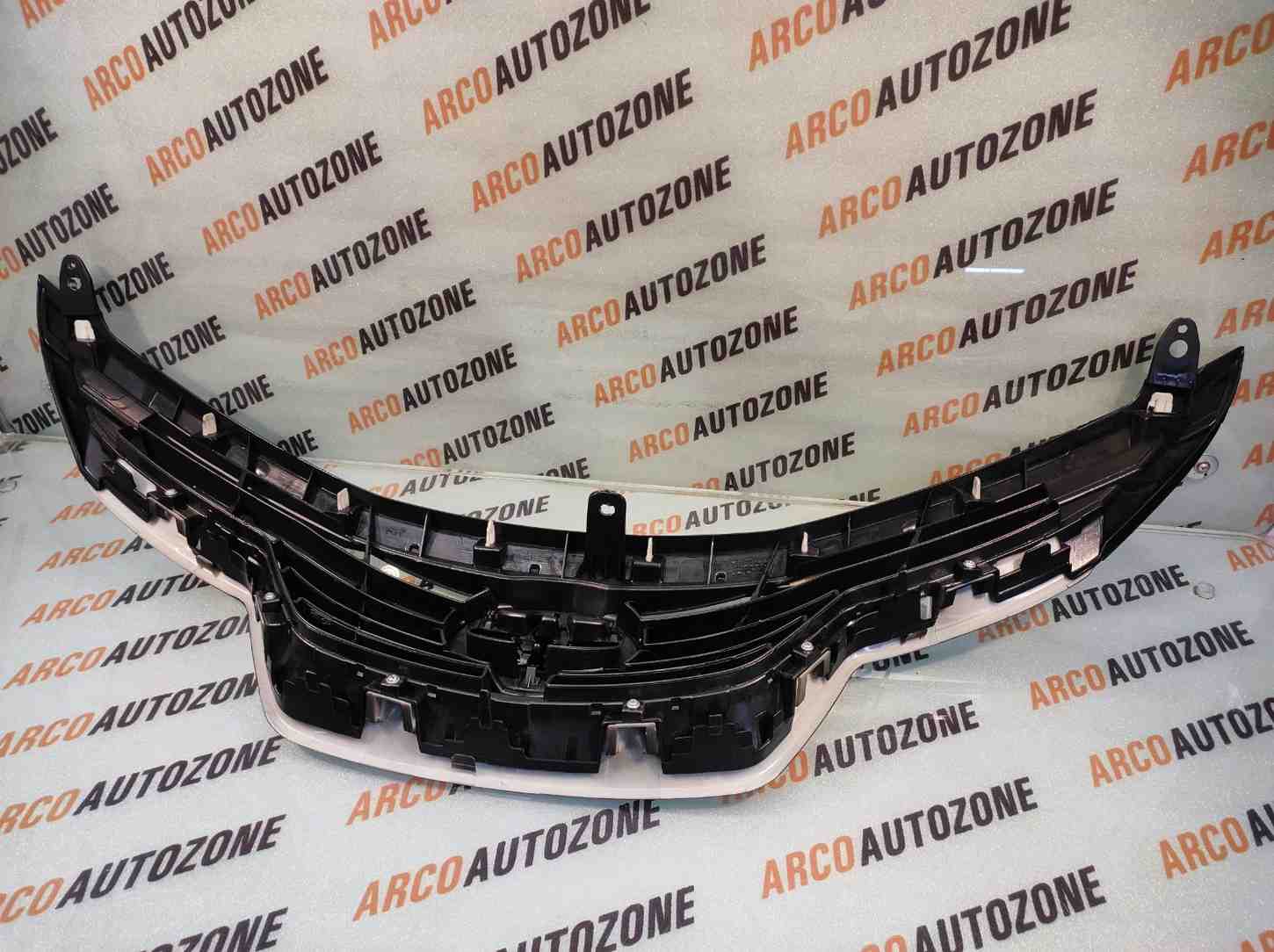 FRONT GRILL ETIOS T2 PLATINUM WITHOUT CHROME ACC