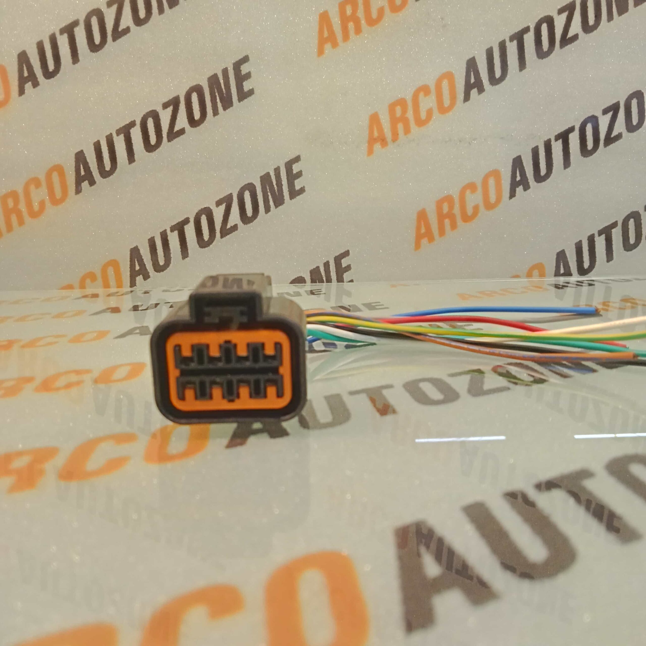 ELECTRONIC COMPONENTS WIRING HARNESS COUPLER I20 OLD VERNA 12 EXETER NON PJOJECTOR HEAD LIGHT 8 PIN