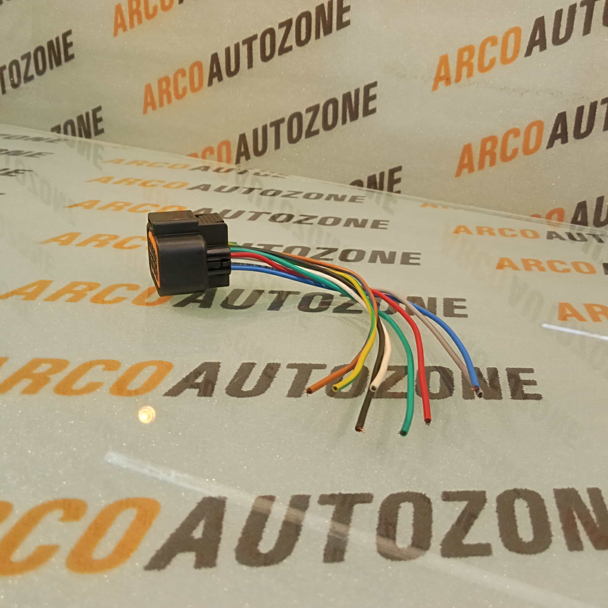 ELECTRONIC COMPONENTS WIRING HARNESS COUPLER I20 OLD VERNA 12 EXETER NON PJOJECTOR HEAD LIGHT 8 PIN