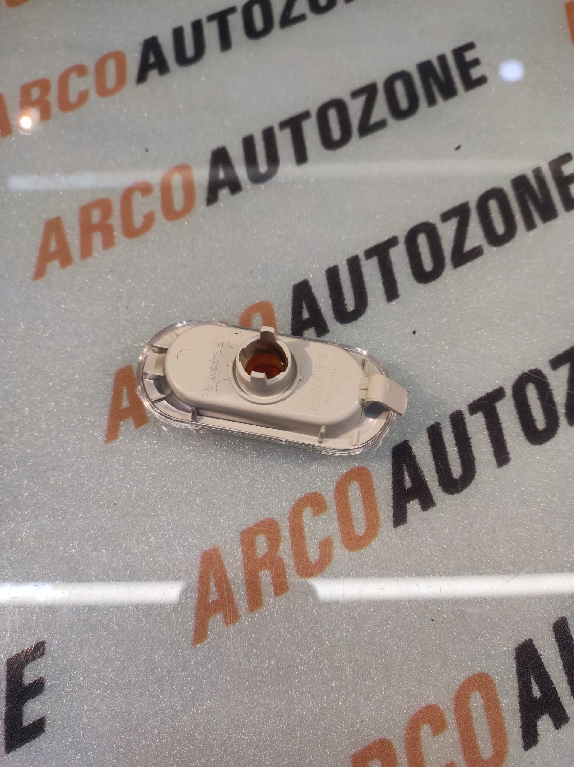 FENDER INDICATOR POLO VENTO WITHOUT HOLDER AUTOGOLD AG00477