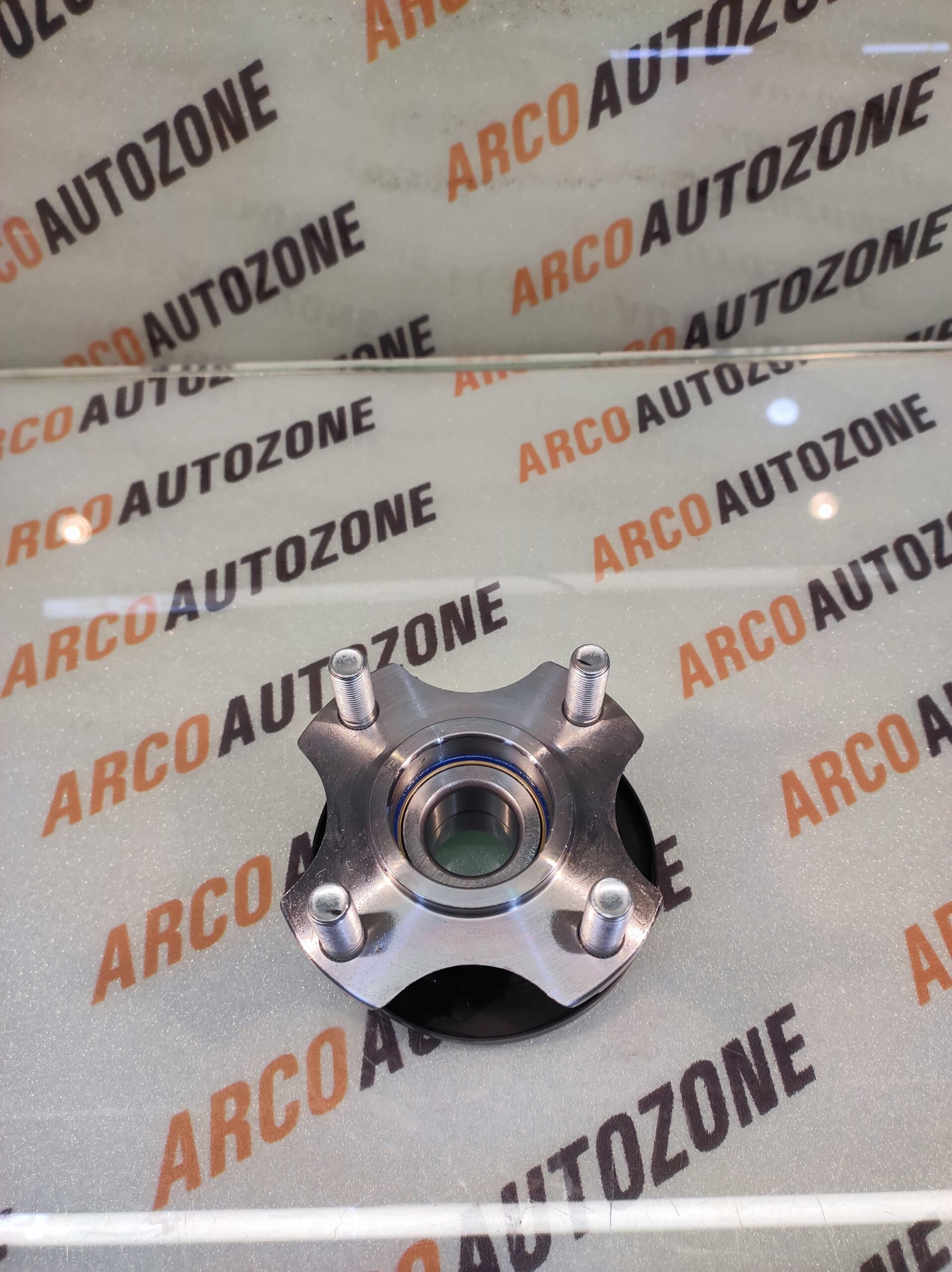 FRONT WHEEL HUB EECO VERSA IMB FWD2001