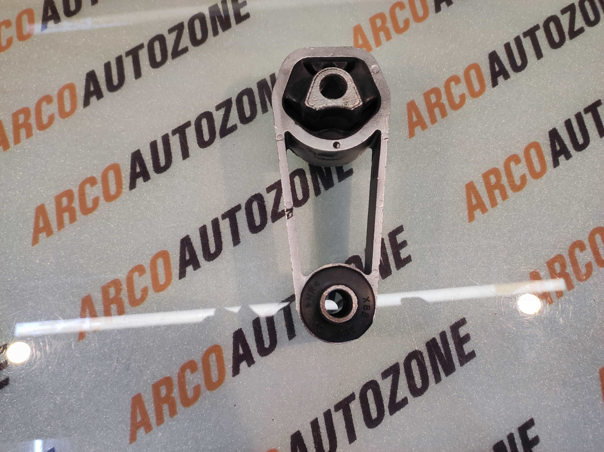 GEAR MOUNTING KWID REDIGO KIZARO ARK007 113609957R