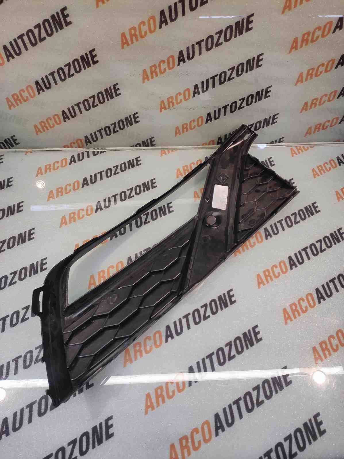 FOG LAMP COVER POLO GT LEFT ACC
