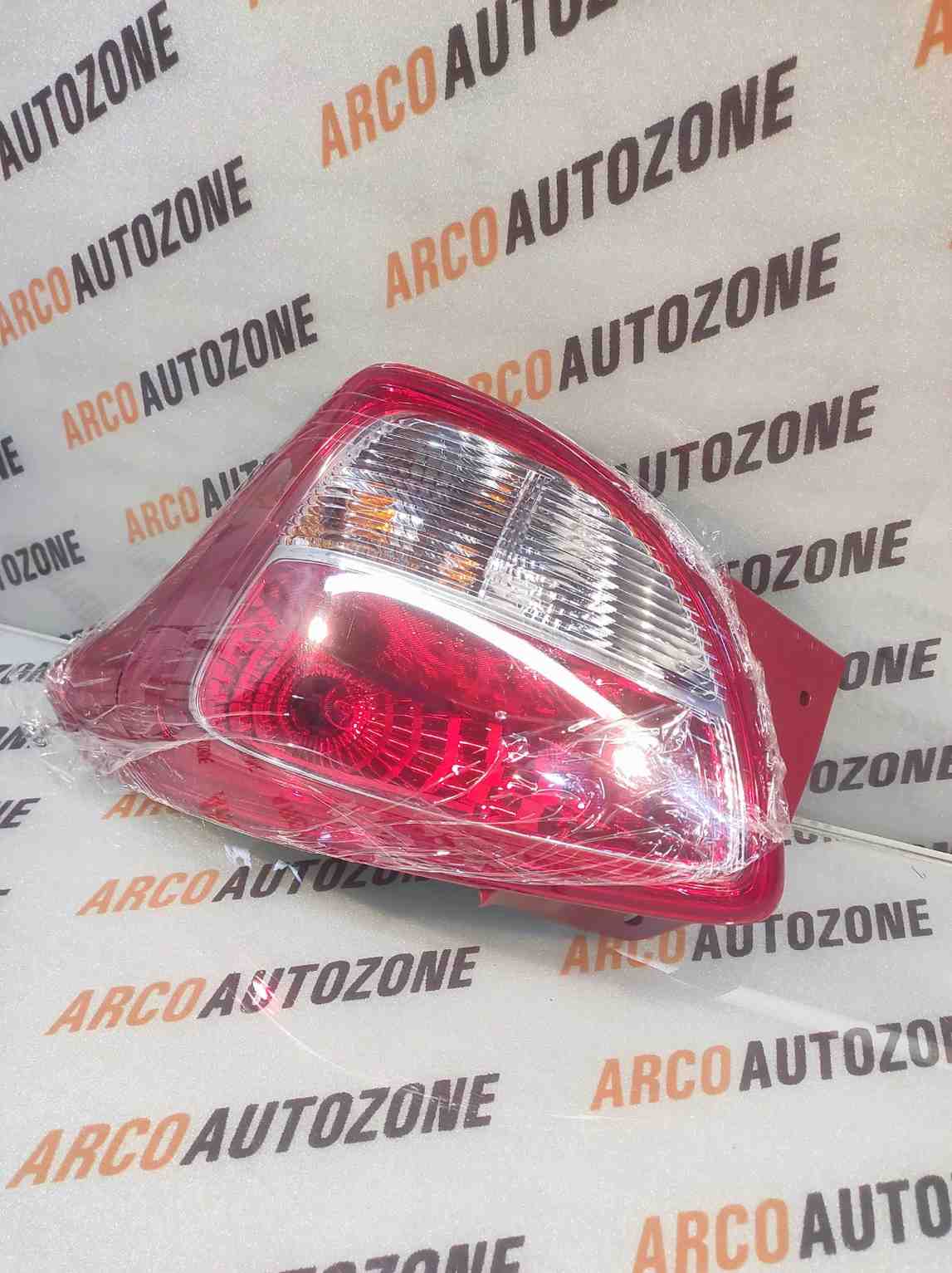 LIGHTING TAIL LIGHT GRAND RIGHT HYU 92402B4000