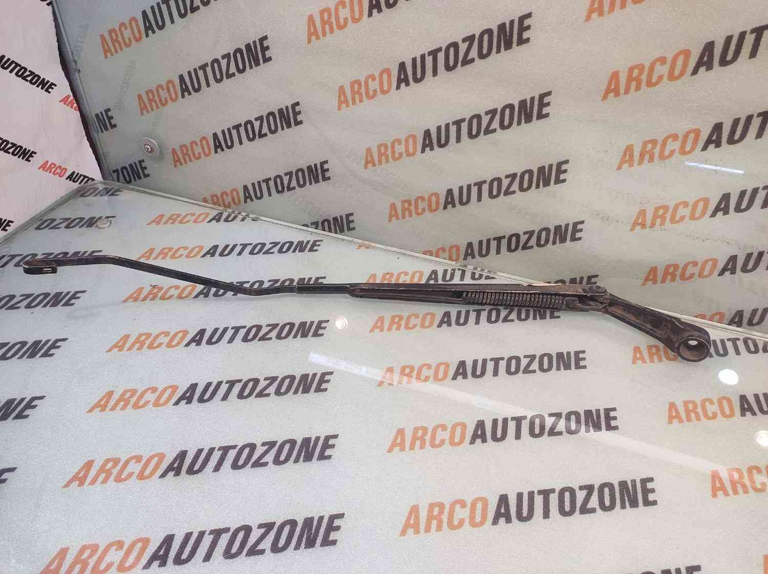 WIPER ARM SANTRO LEFT LOT