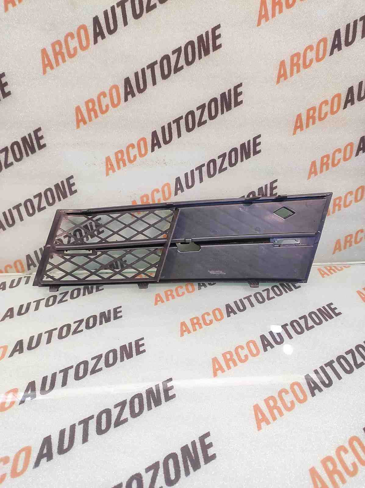 FOG LAMP COVER RIGHT BMW F10 RIGHT IMP 51117255900RH