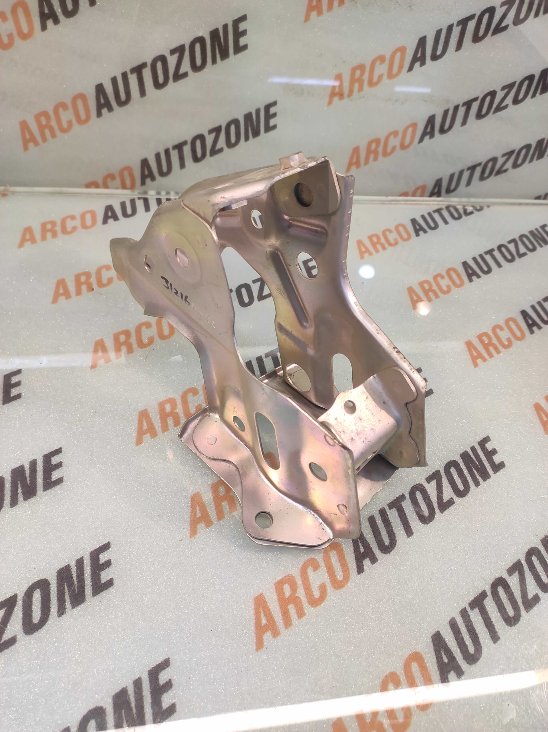 CLUTCH PADDLE BRACKET CELERIO ALL 49720M76M00