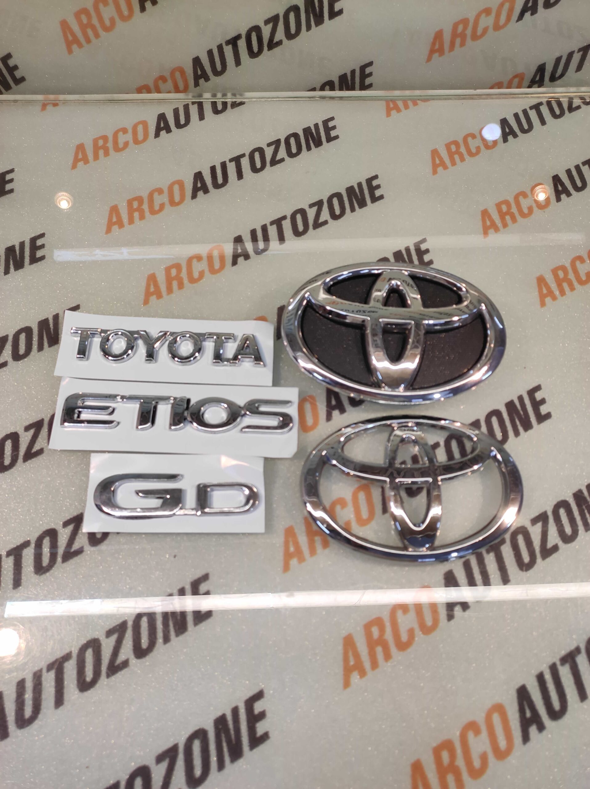 MONOGRAM ETIOS