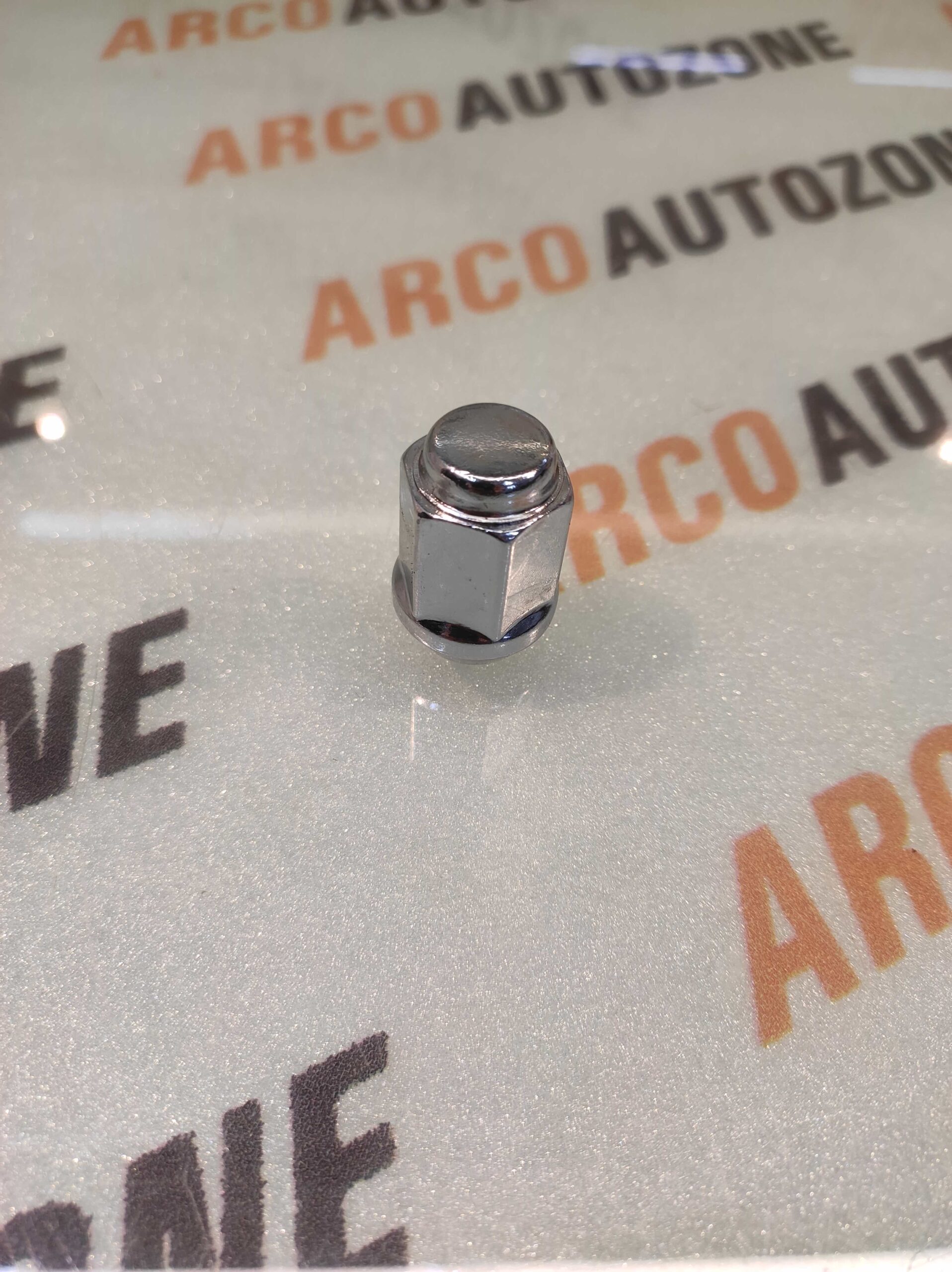 WHEEL NUT