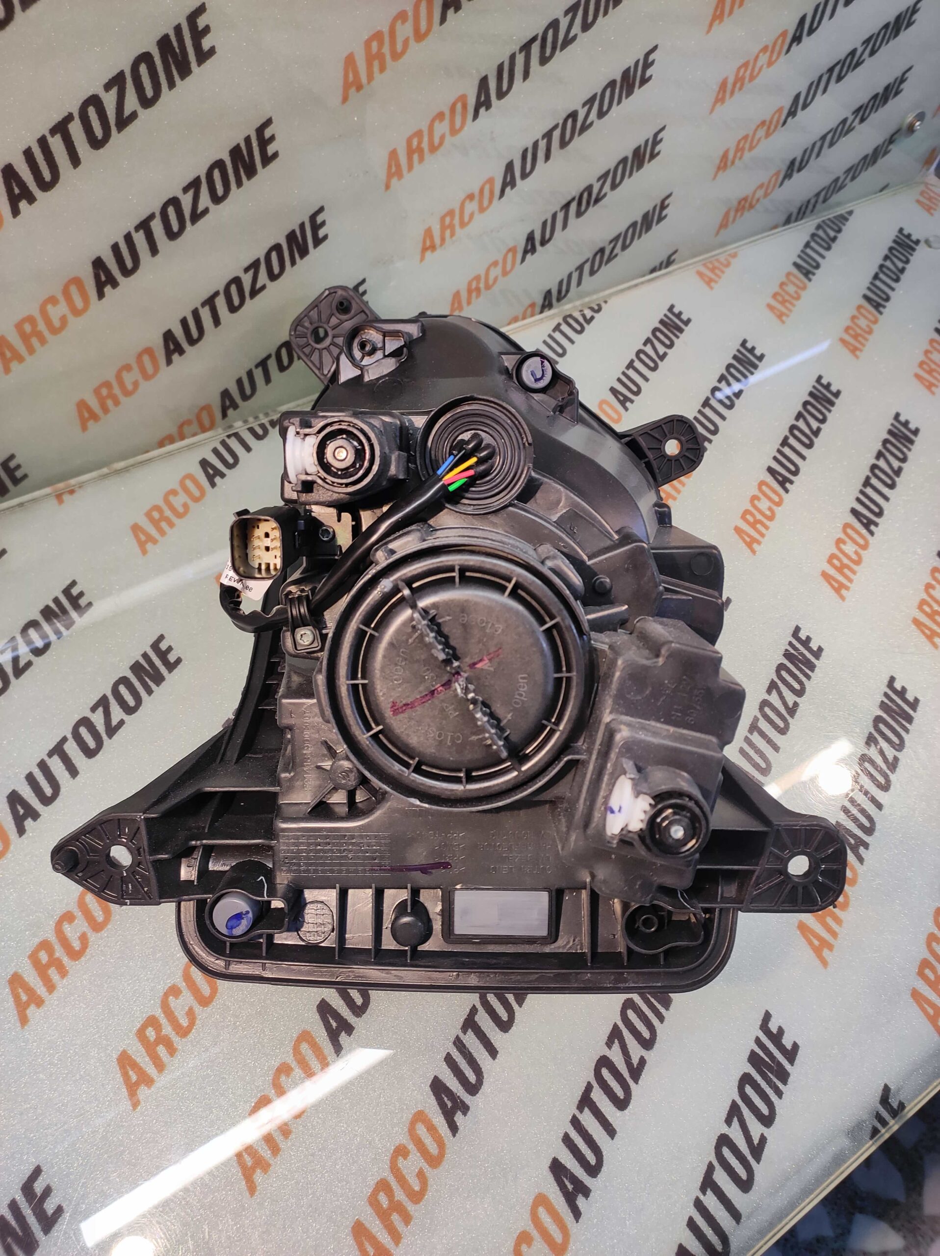LIGHTING HEAD LIGHT PUNCH LEFT TATA 544554420109