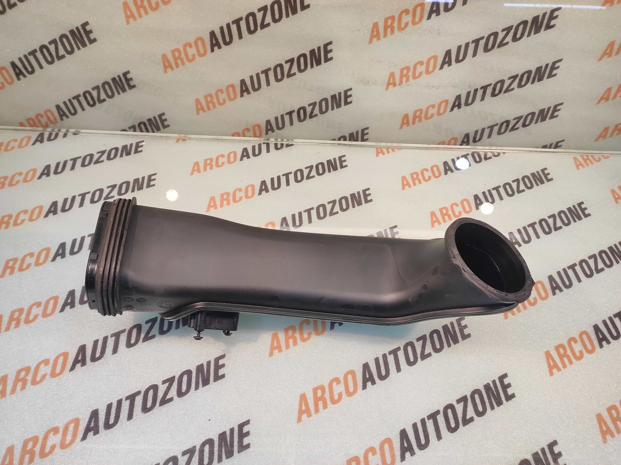 AIR CLEANER INTAKE HOSE BMW F10 F30 5 SERIES DIESEL WITHOUT SENSOR USED BMW 13717810770