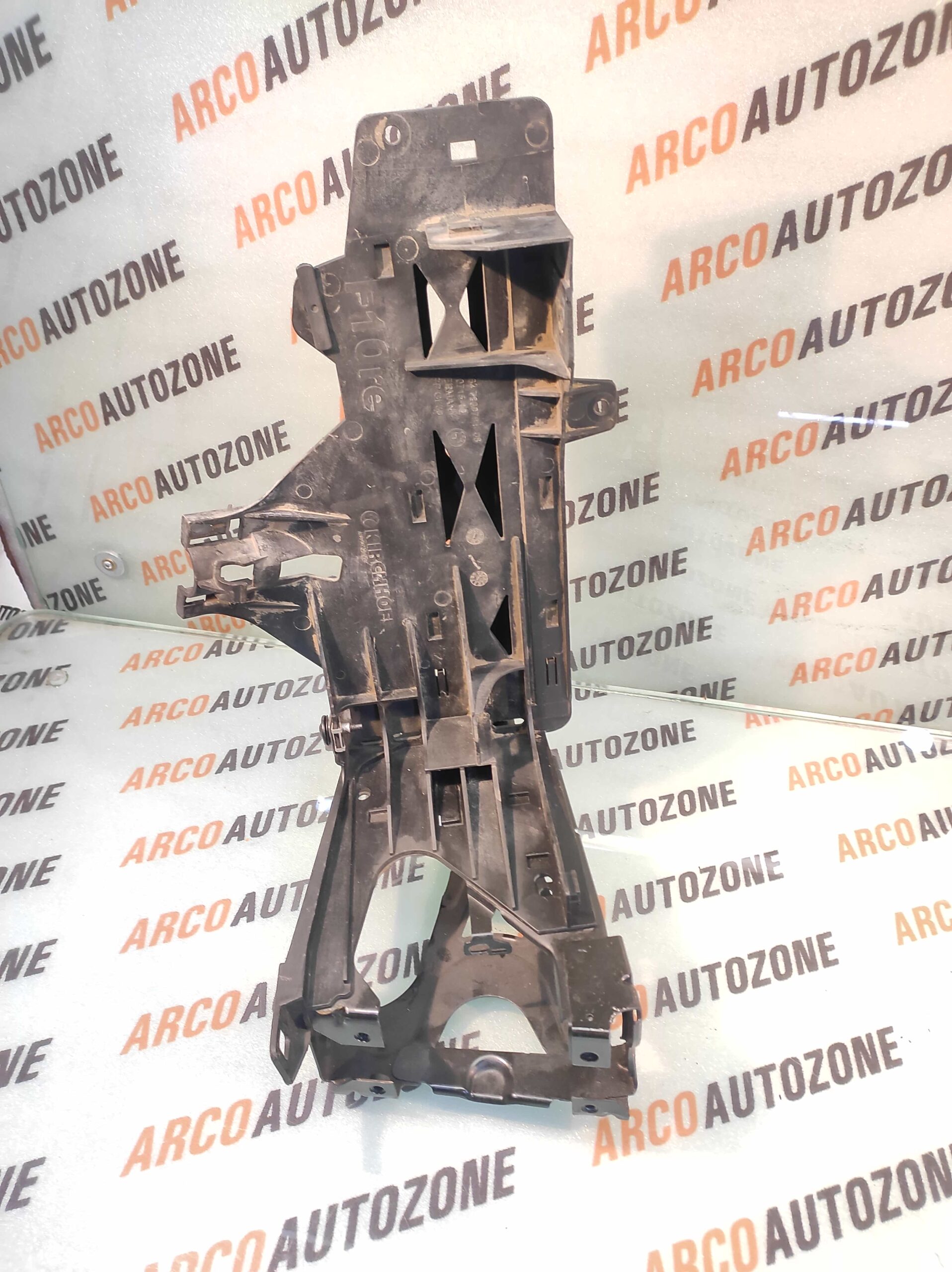 HEAD LAMP BRACKET RIGHT BMW F10 F30 5 SERIES USED BMW 5164720079307
