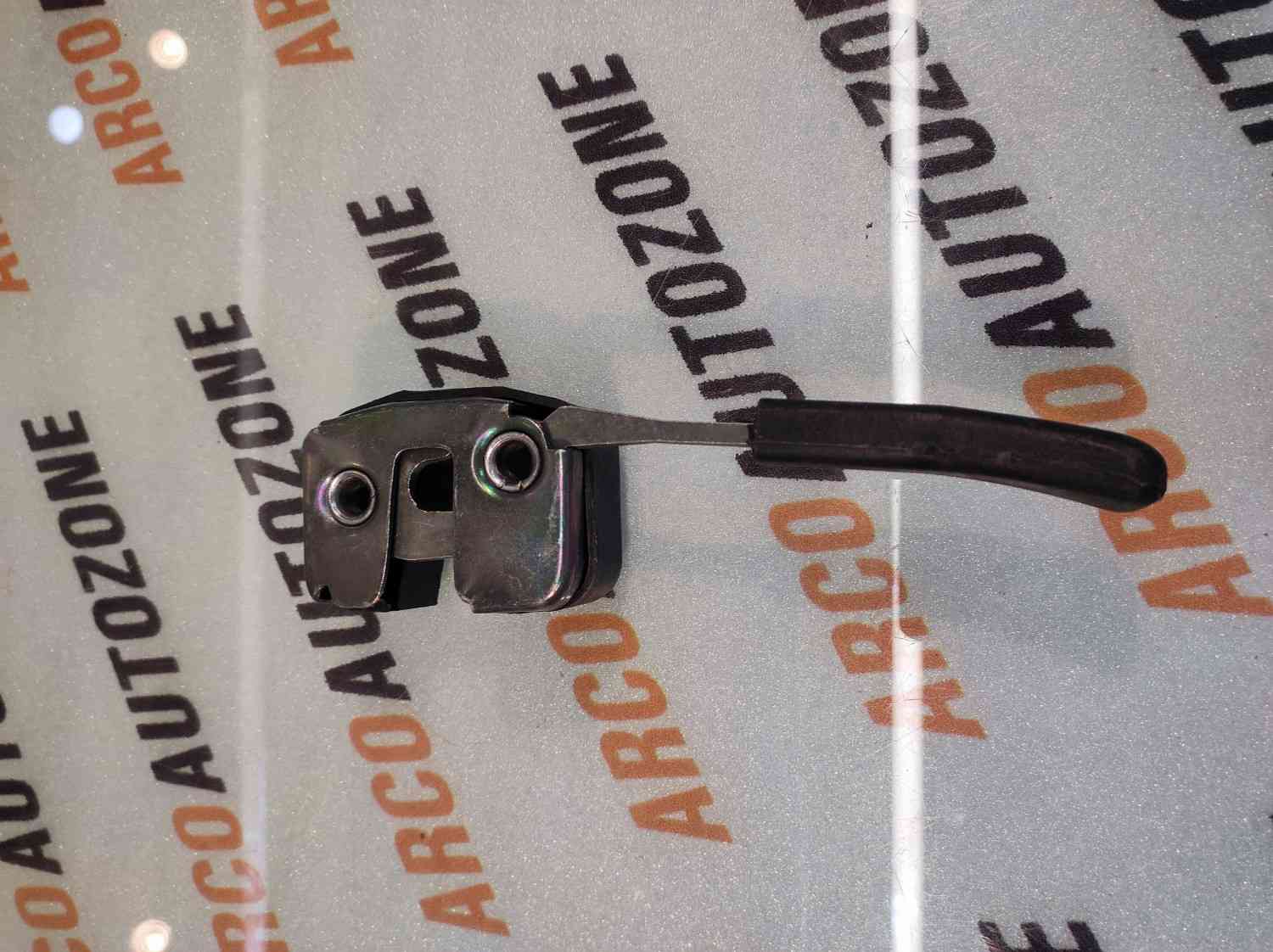 REAR SEAT LOCK SAFARI DICOR INDIGO RIGHT OAE 705R