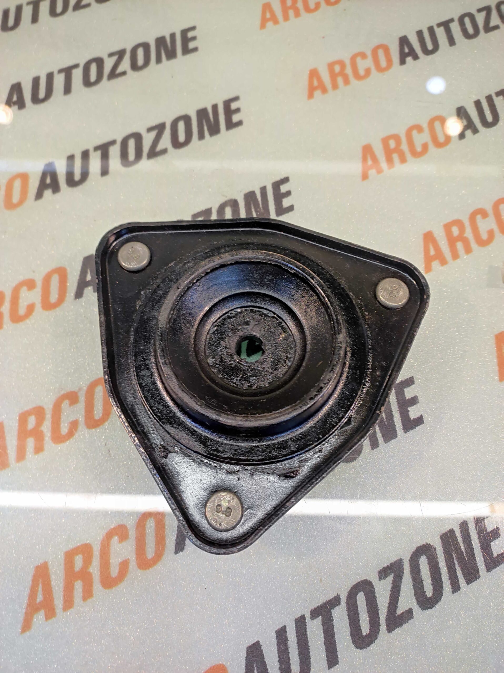 FRONT SHOCKER MOUNTING ESCORT VRS VRS1337