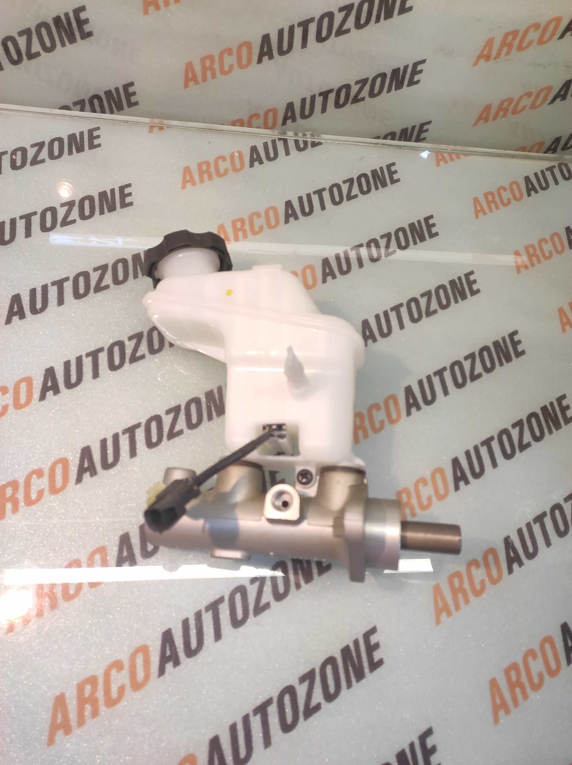 BRAKE MASTER CYLINDER SANTAFE MANDO EX585102P970