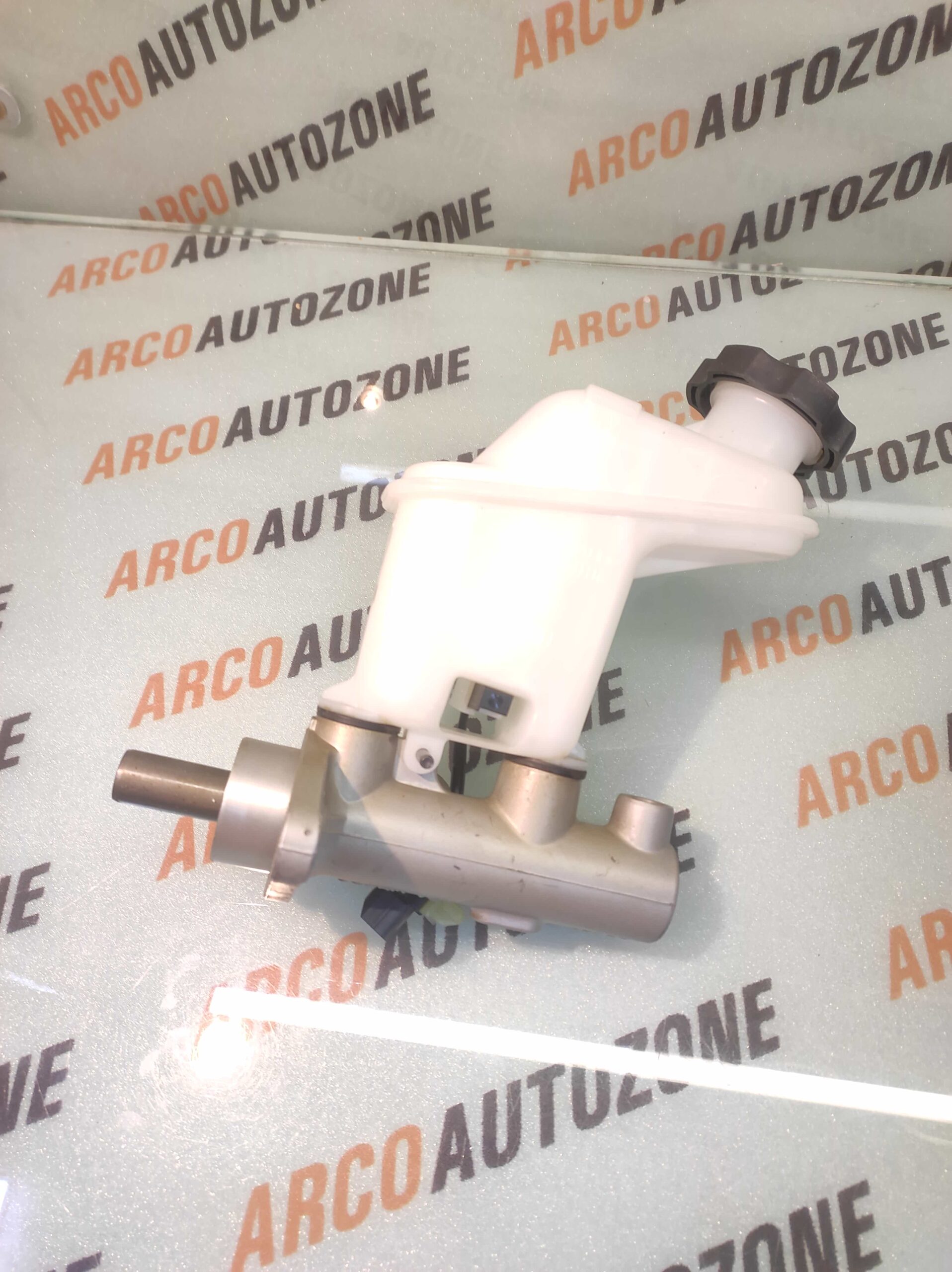 BRAKE MASTER CYLINDER SANTAFE MANDO EX585102P970