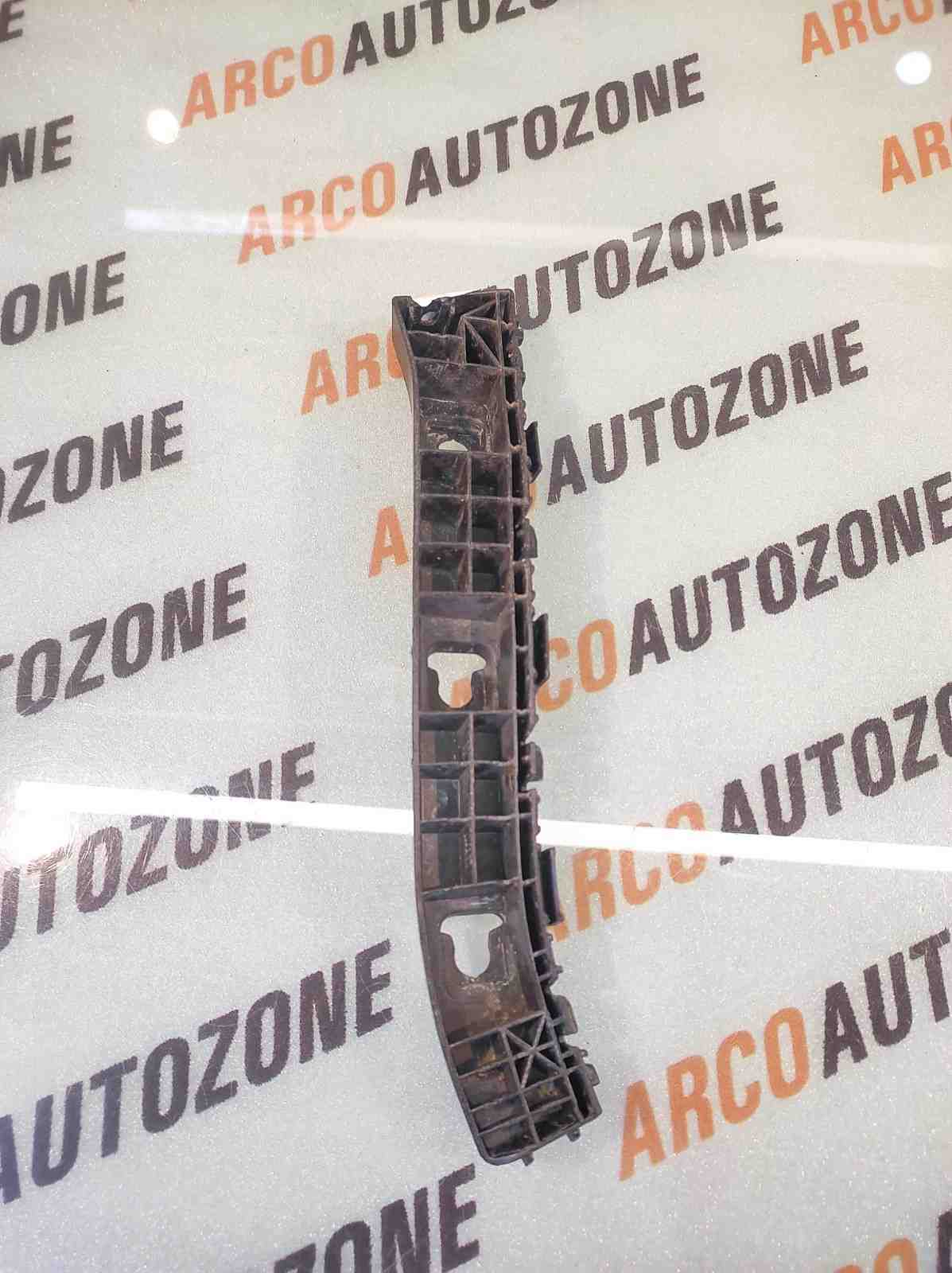 REAR BUMPER BRACKET SANTRO 18 LEFT HYU 86651C4000