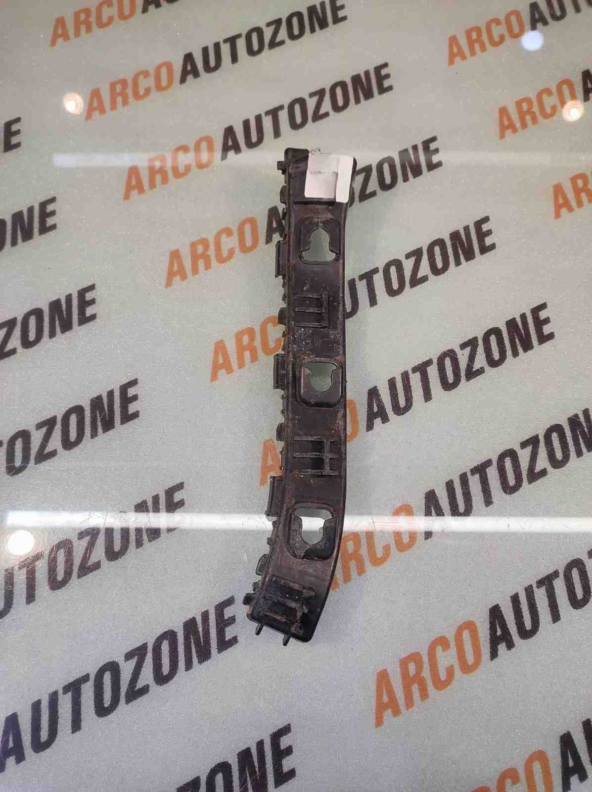 REAR BUMPER BRACKET SANTRO 18 LEFT HYU 86651C4000
