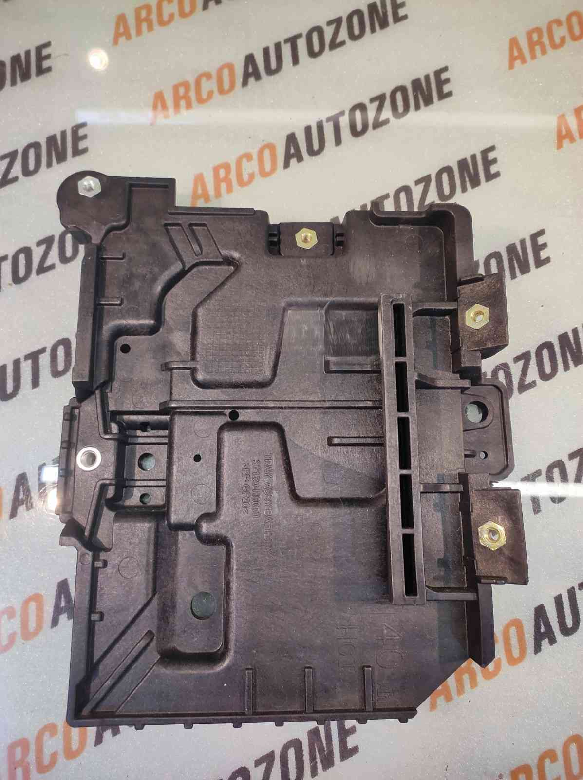 BATTERY TRAY VERNA 18 HYU 37150H6000