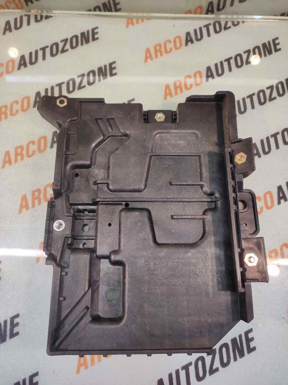 BATTERY TRAY VERNA 18 HYU 37150H6200