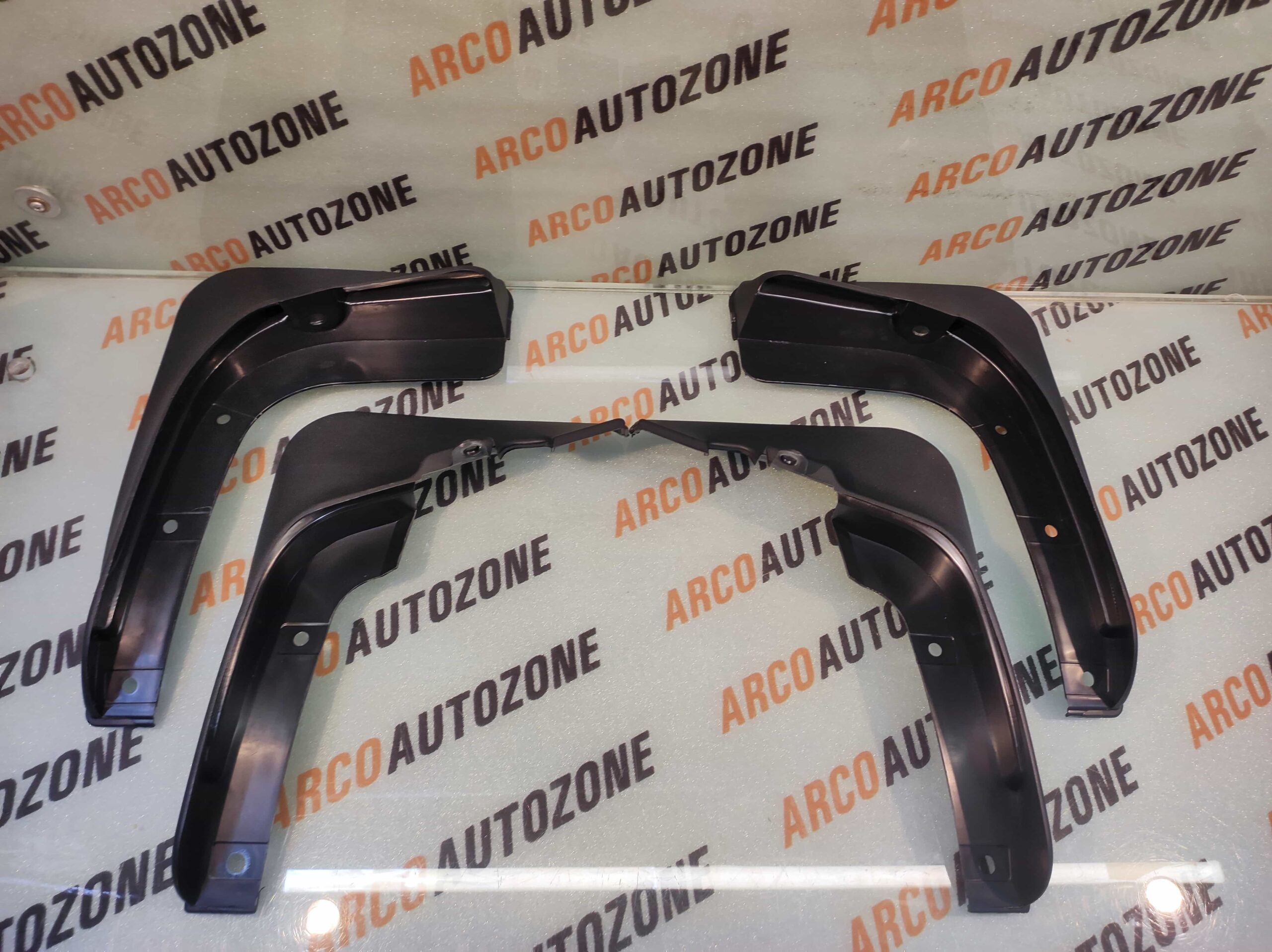 MUD FLAP ETIOS JPT MF502