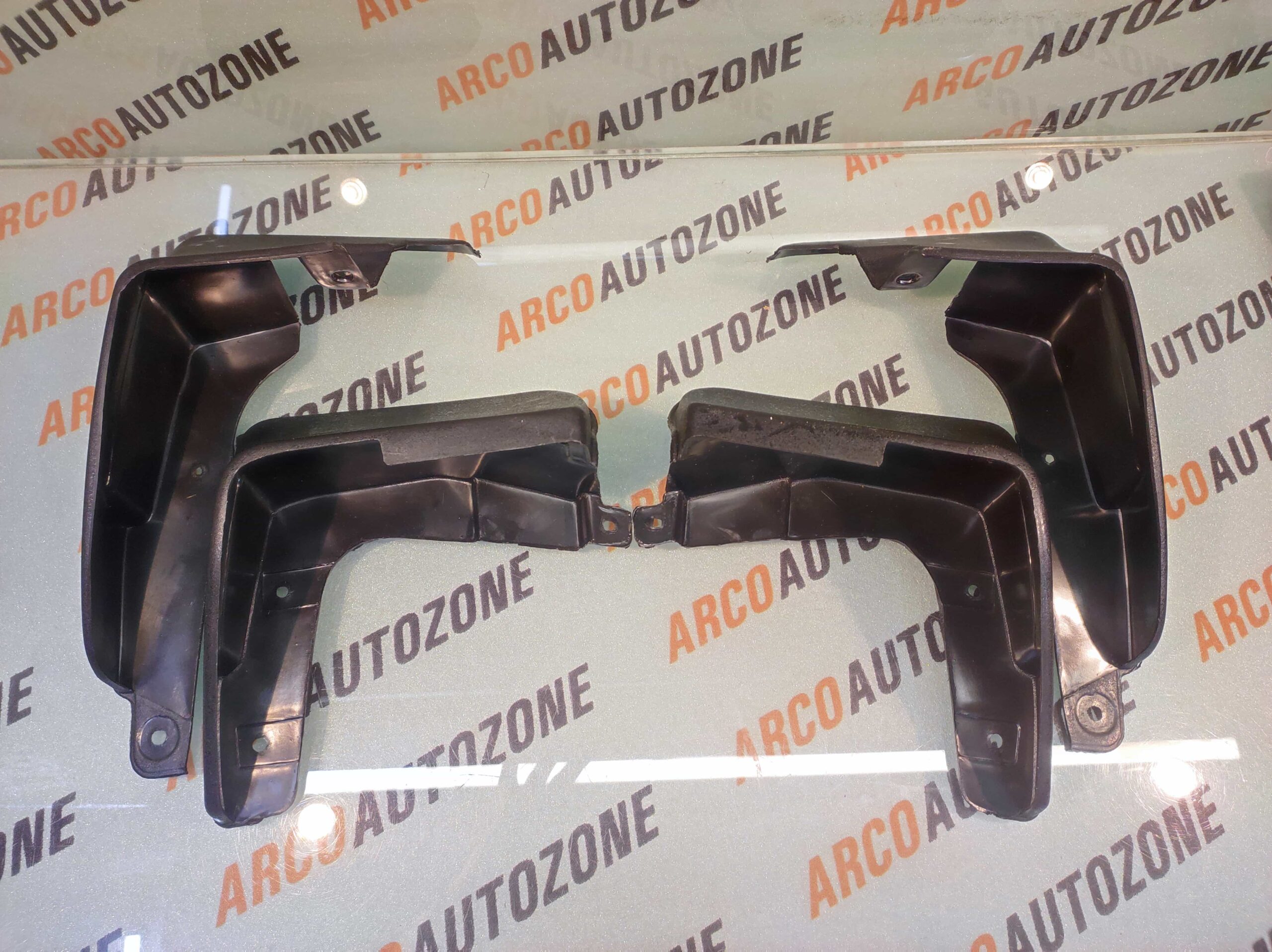 MUD FLAP ALTIS T3