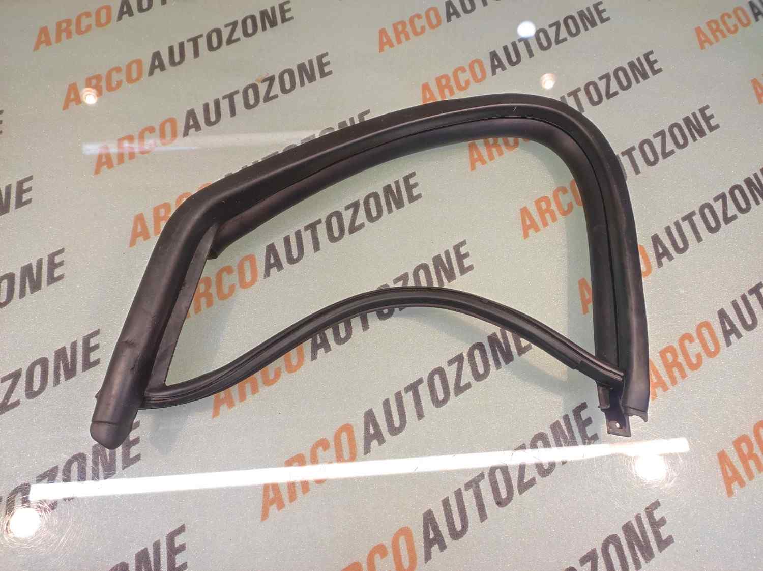 QUARTER RUBBER I20 RIGHT 1ST 2ND GEN