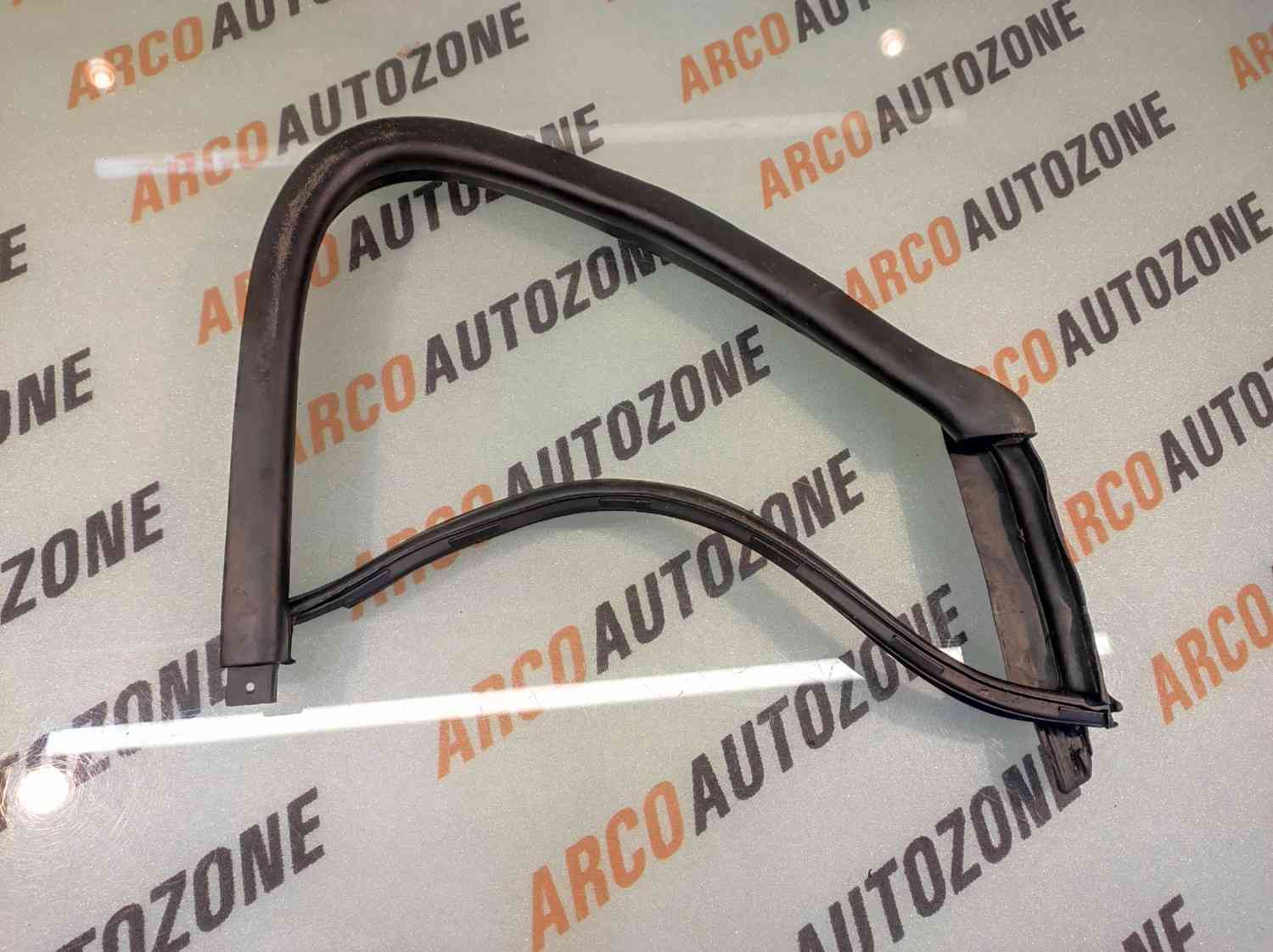 QUARTER RUBBER I20 RIGHT 1ST 2ND GEN