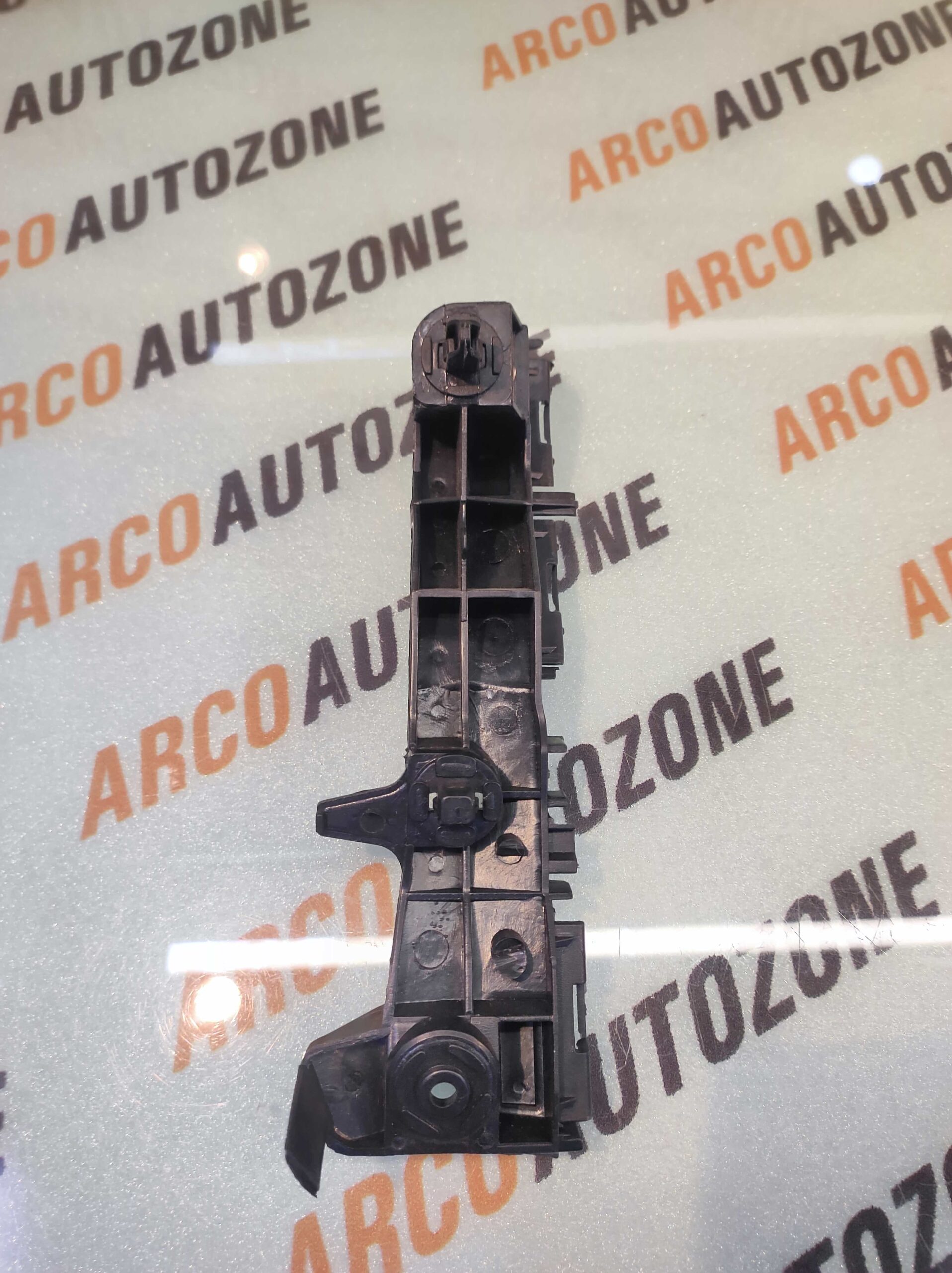 FRONT BUMPER BRACKET FORTUNER T2 LEFT ACCU TYDFO2FBBL