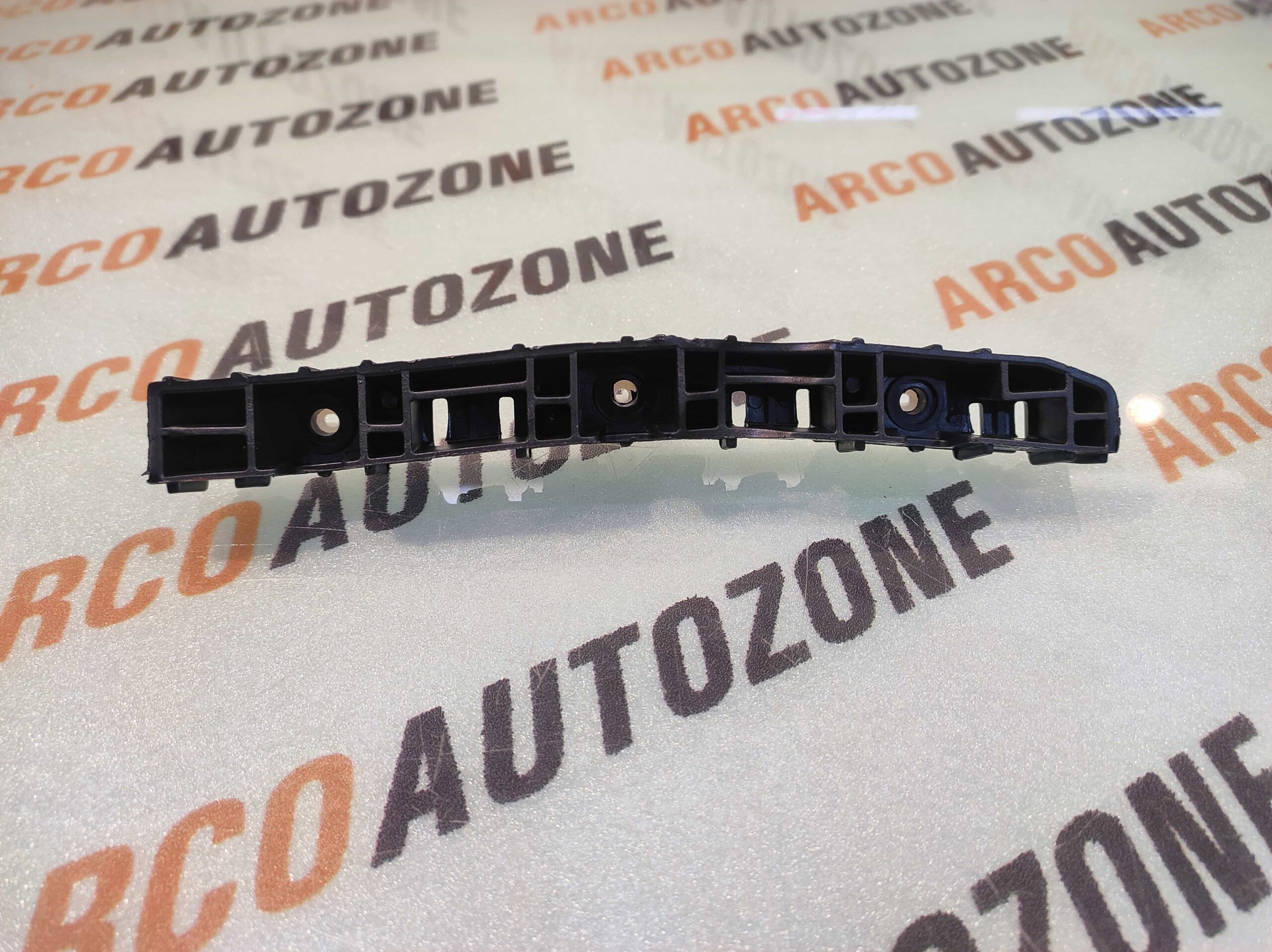 FRONT BUMPER BRACKET I20 T2 LEFT HYU 865131J500