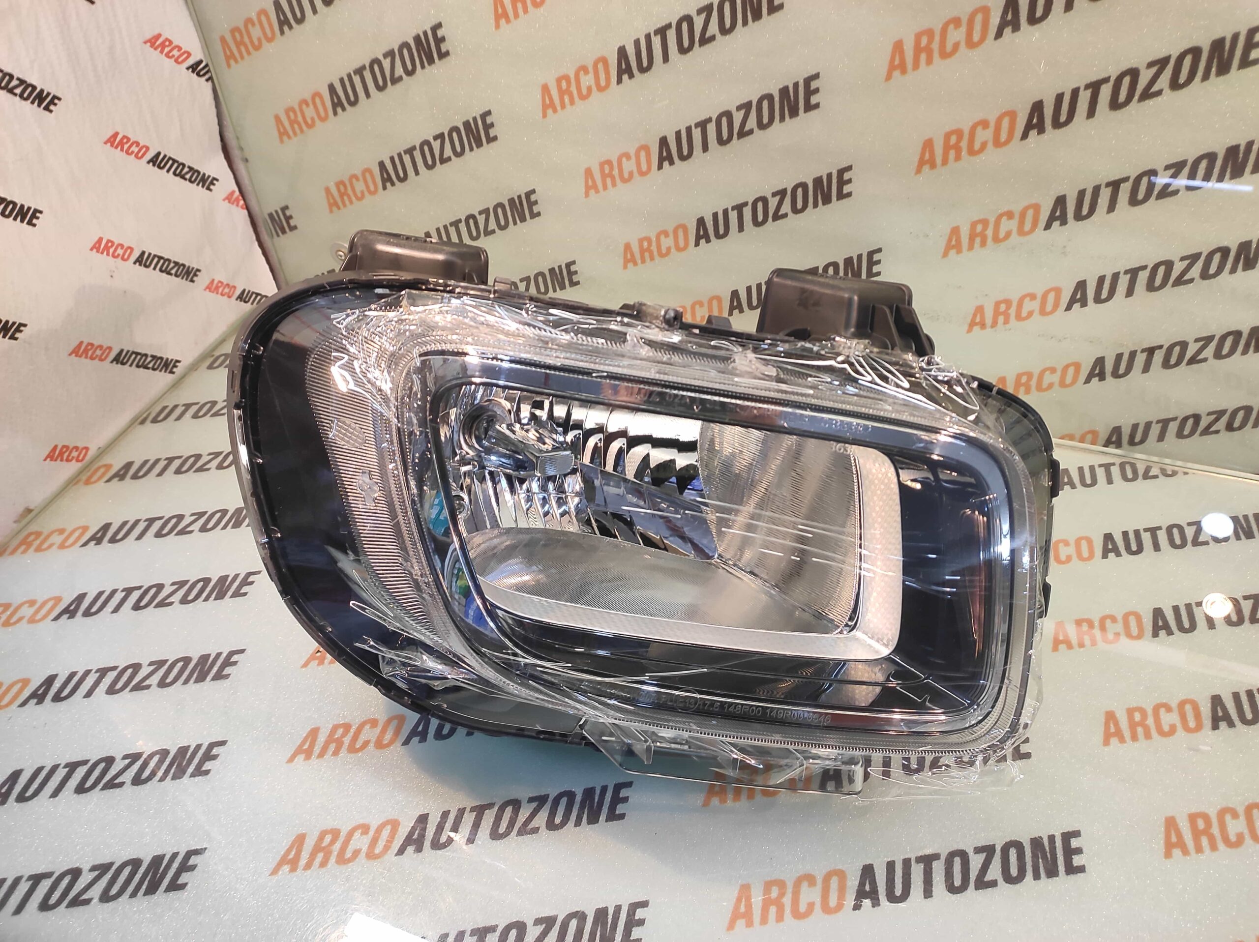 LIGHTING HEAD LIGHT VENUE RIGHT SADA LOW HYU 92102K3000