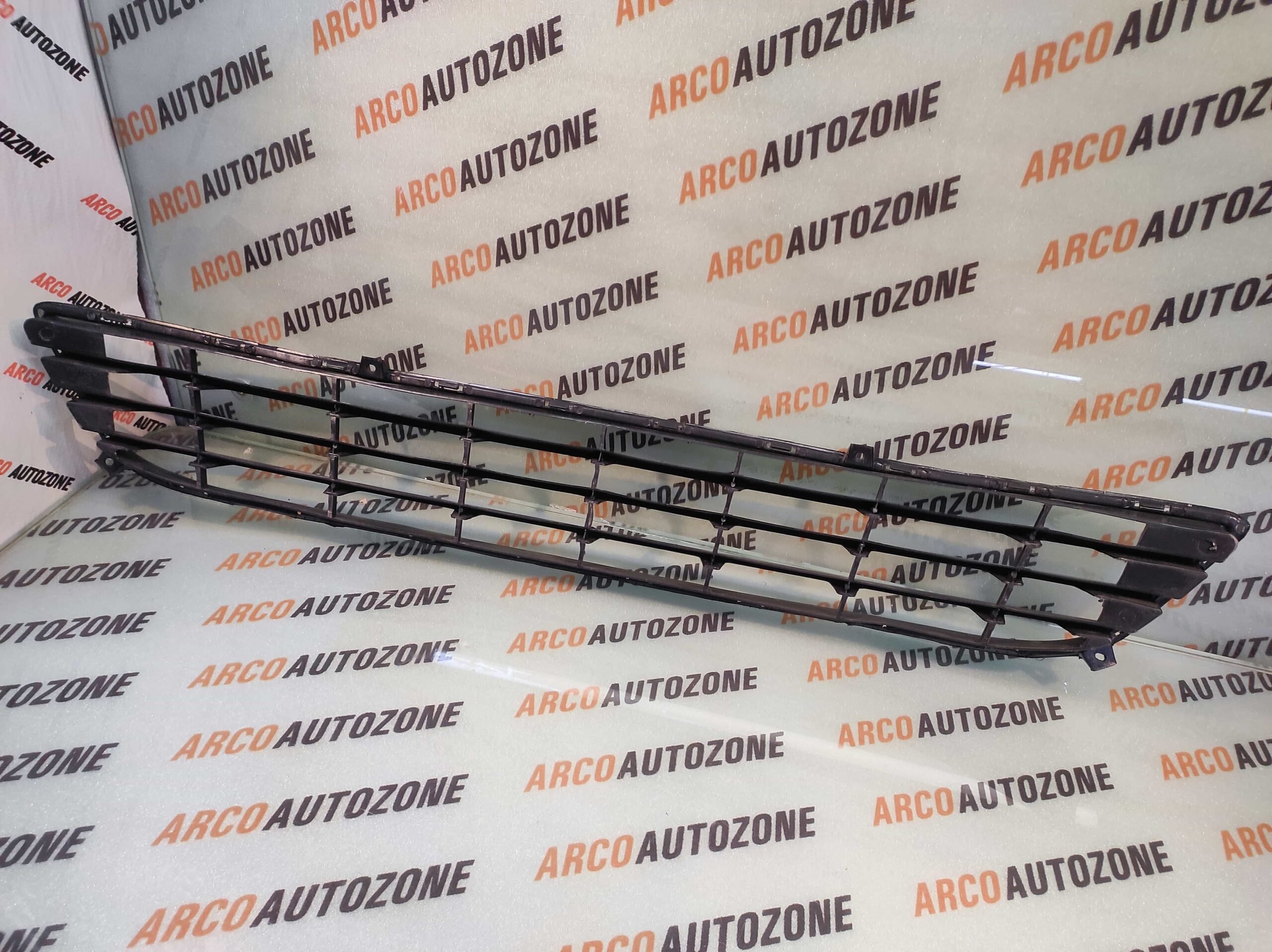 LOWER GRILL DZIRE 12 JPT BG008