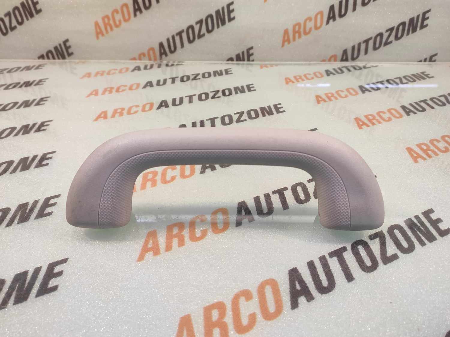 ROOF HANDLE I20 FRONT COMN HYU 853421J000