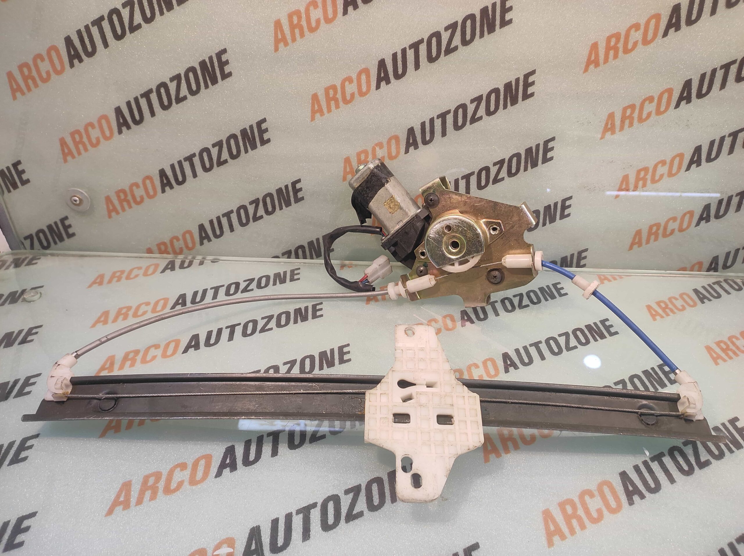 GLASS MACHINE WAGONR REAR RIGHT PWR WITH MOTOR