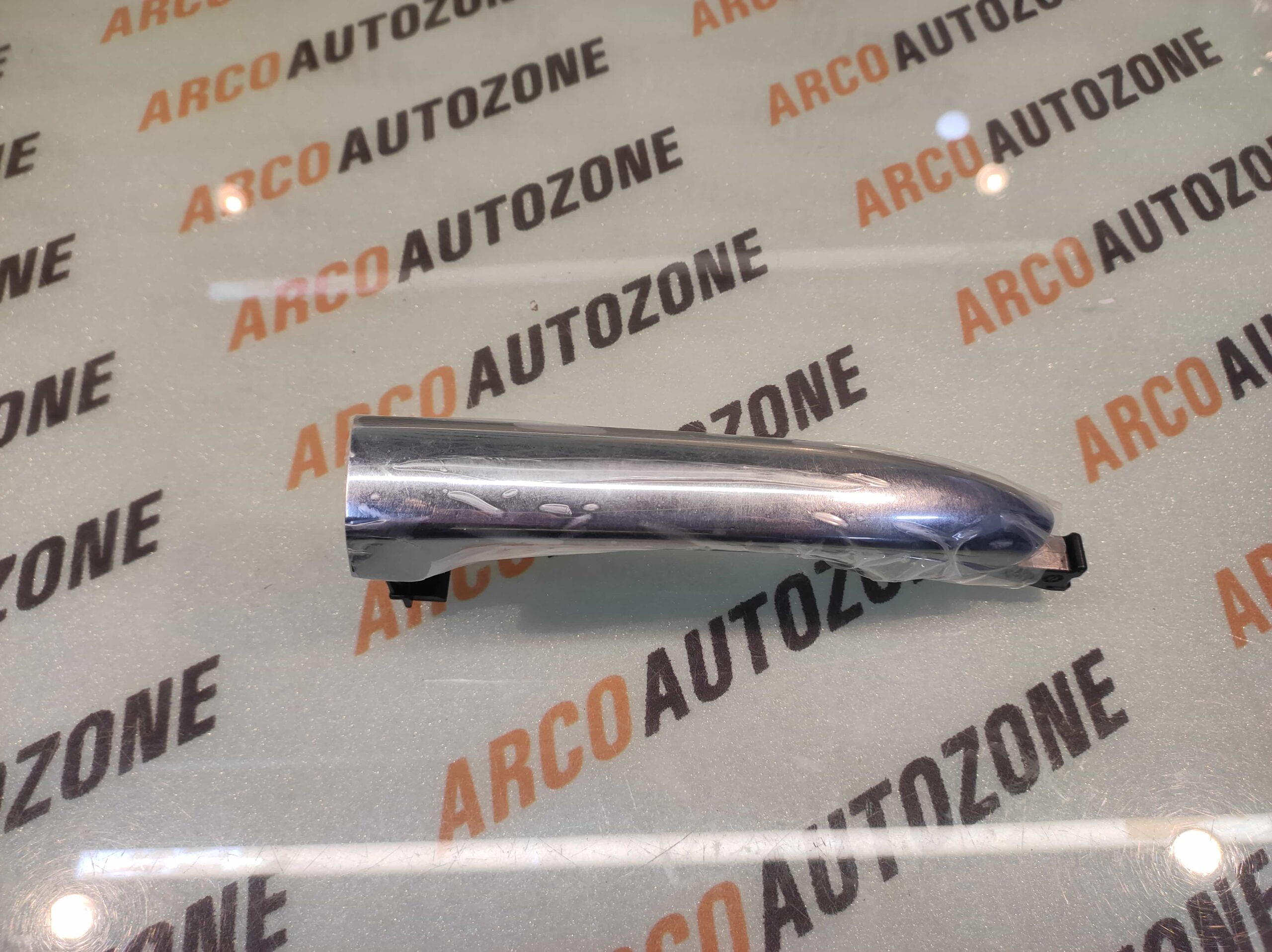 OUTER HANDLE CHROME