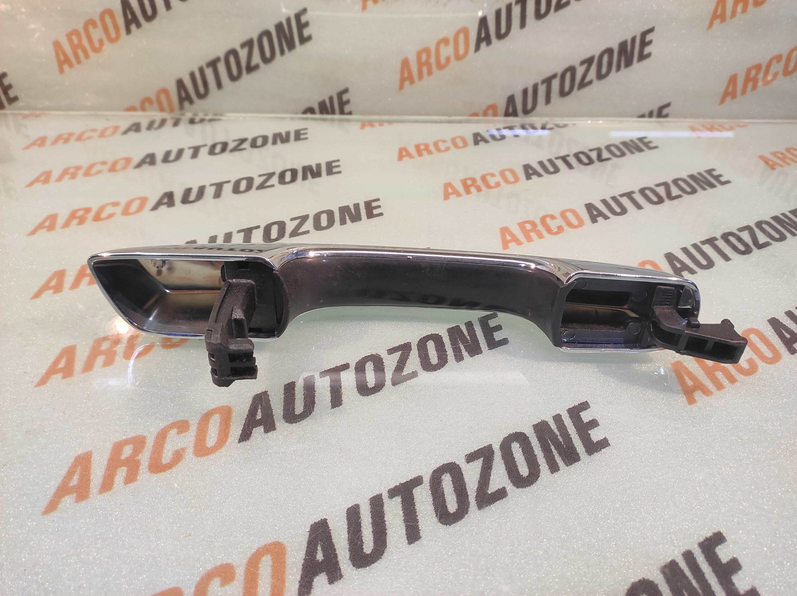 OUTER HANDLE VENUE FRONT LEFT REAR LEFT CHROME 82651K3200