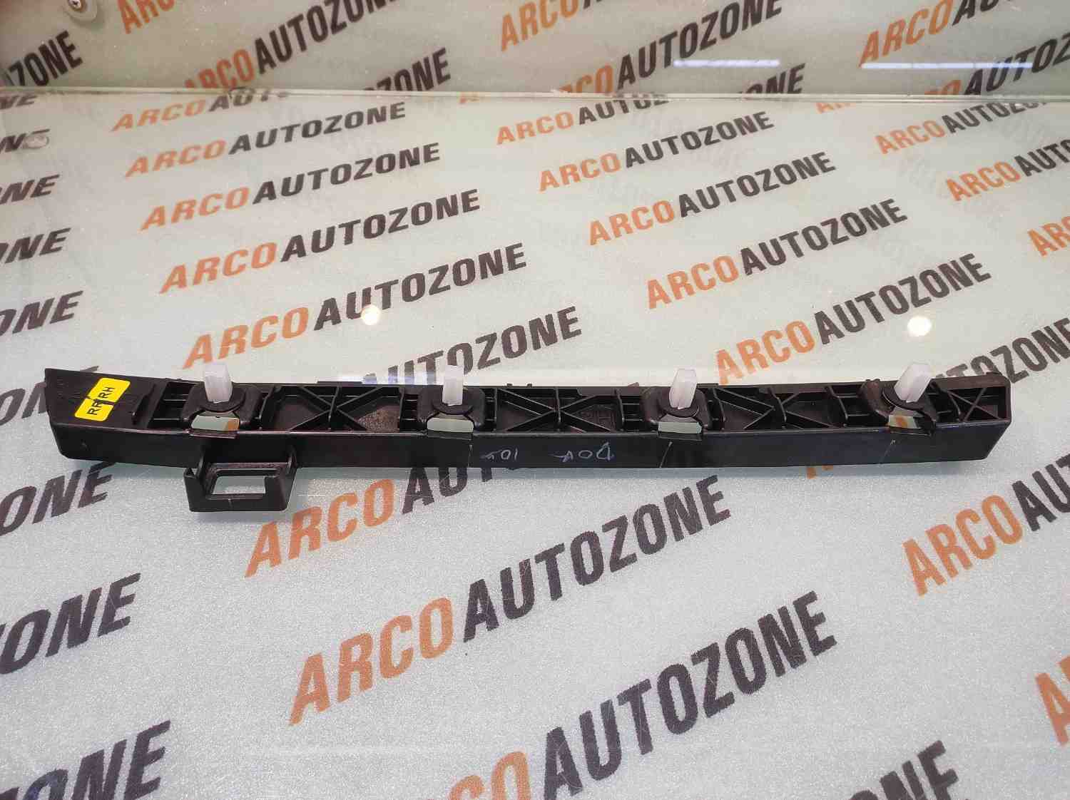 REAR BUMPER BRACKET VERNA 18 RIGHT HYU 86614H6000