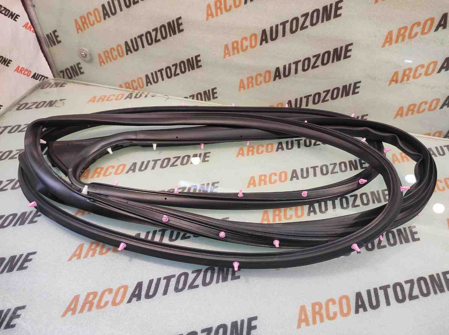 DOOR RUBBER SWIFT 12 DZIRE 12 FRONT LEFT MGP 84651M74L00