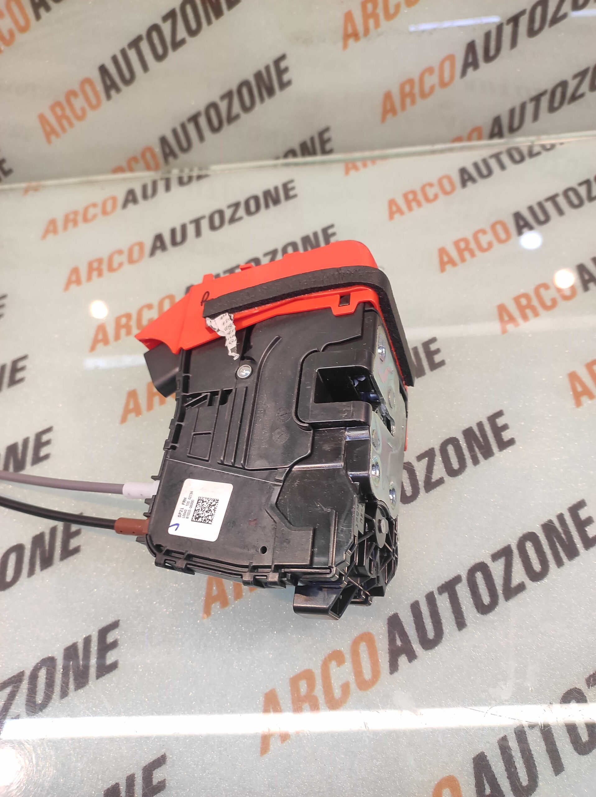 DOOR LATCH SELTOS FRONT RIGHT KIA 81320Q6000