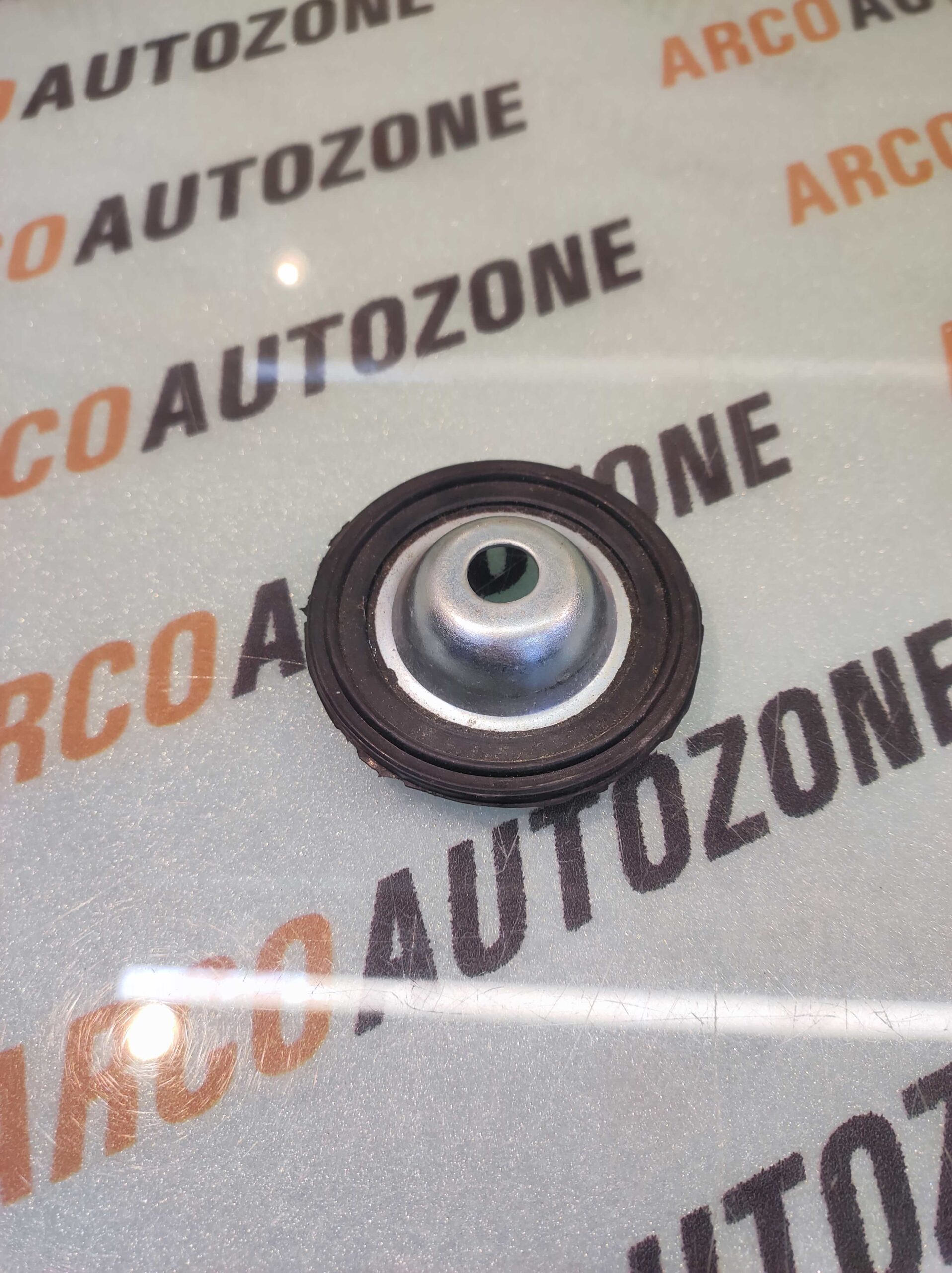 FRONT SHCOKER RETAINER I20 I10 ELITE VERNA IMP