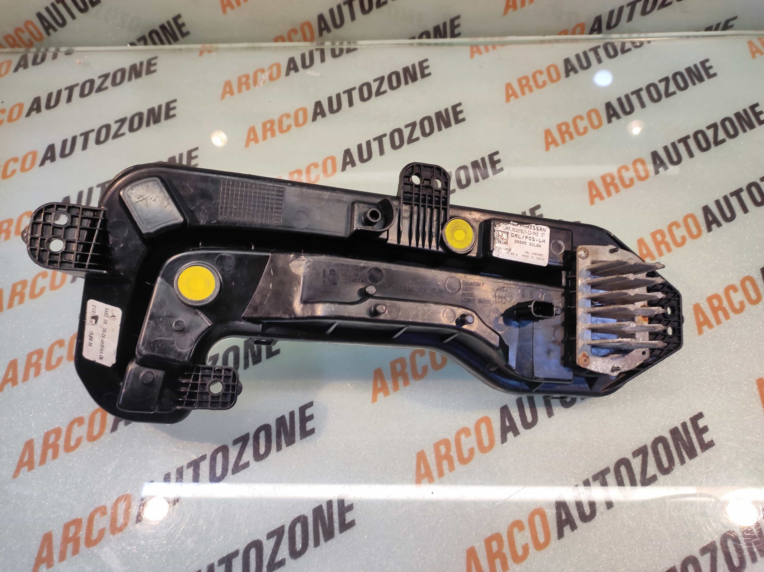 DAY TIME RUNNING LIGHT REDIGO 2ND GEN LEFT RENAULT 266052XL0A