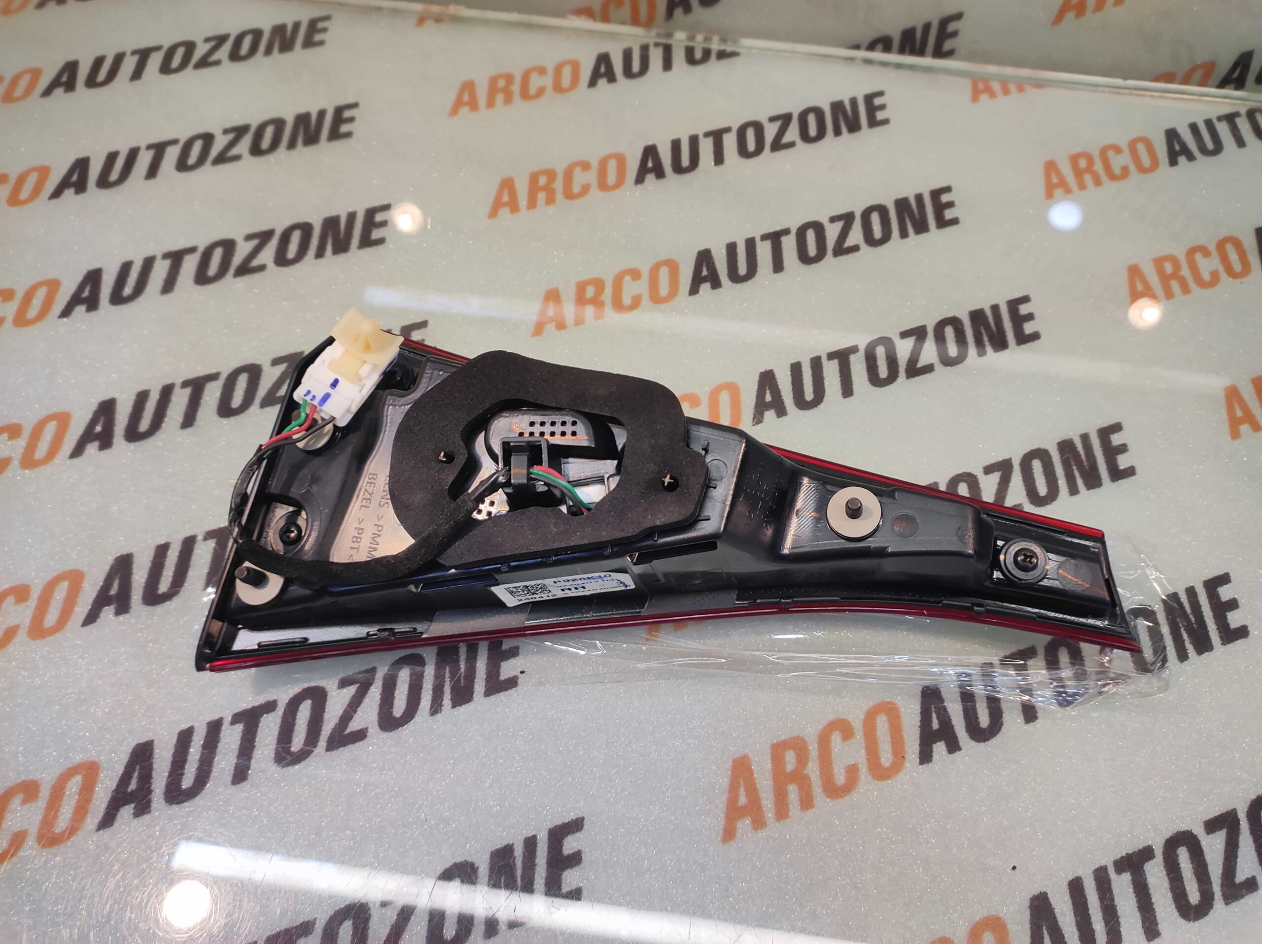 DICKY LIGHT CARENS RIGHT KIA 92404DY100