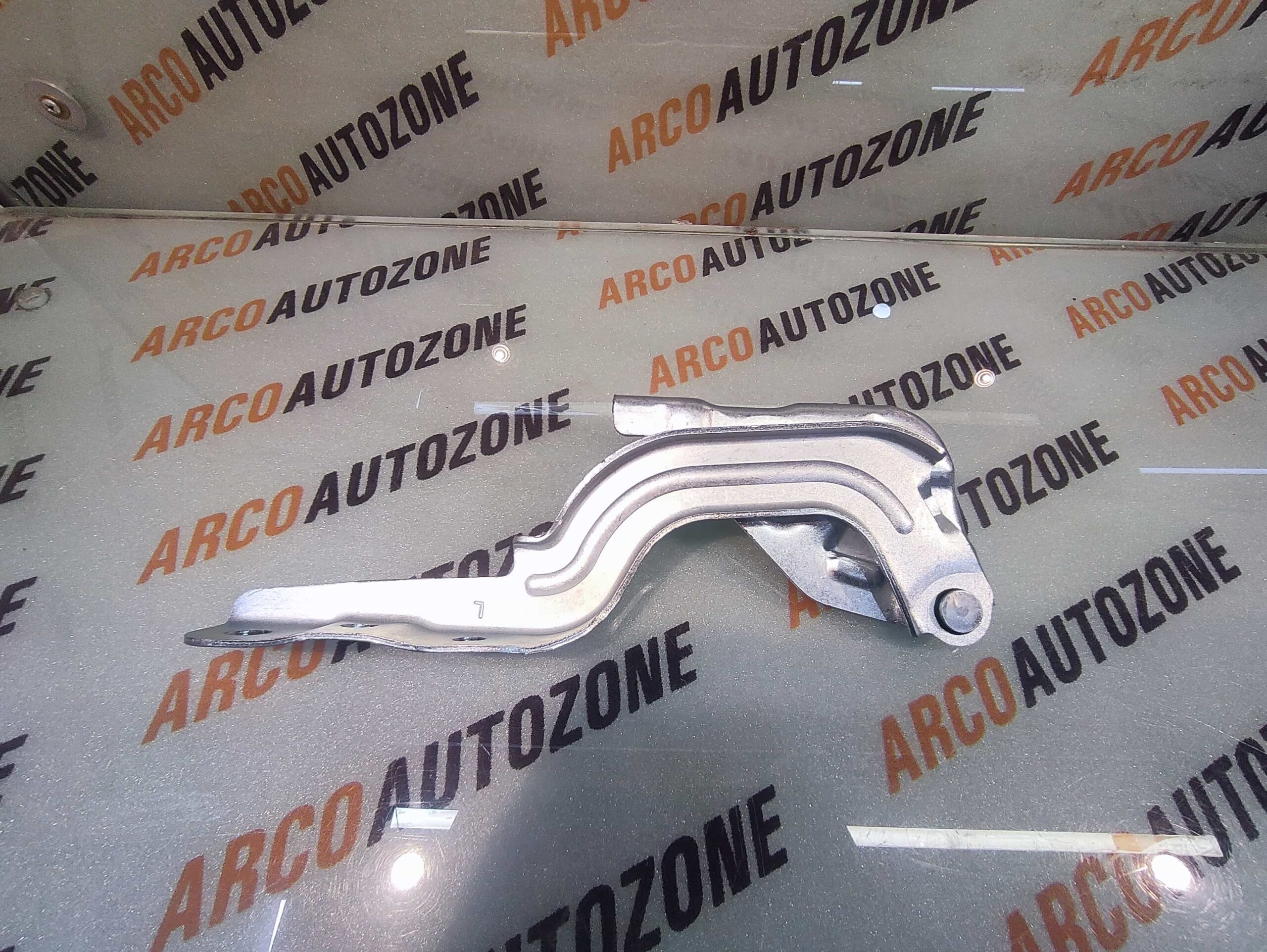 BONNET HINGES SELTOS LEFT ACC KIA001194LH