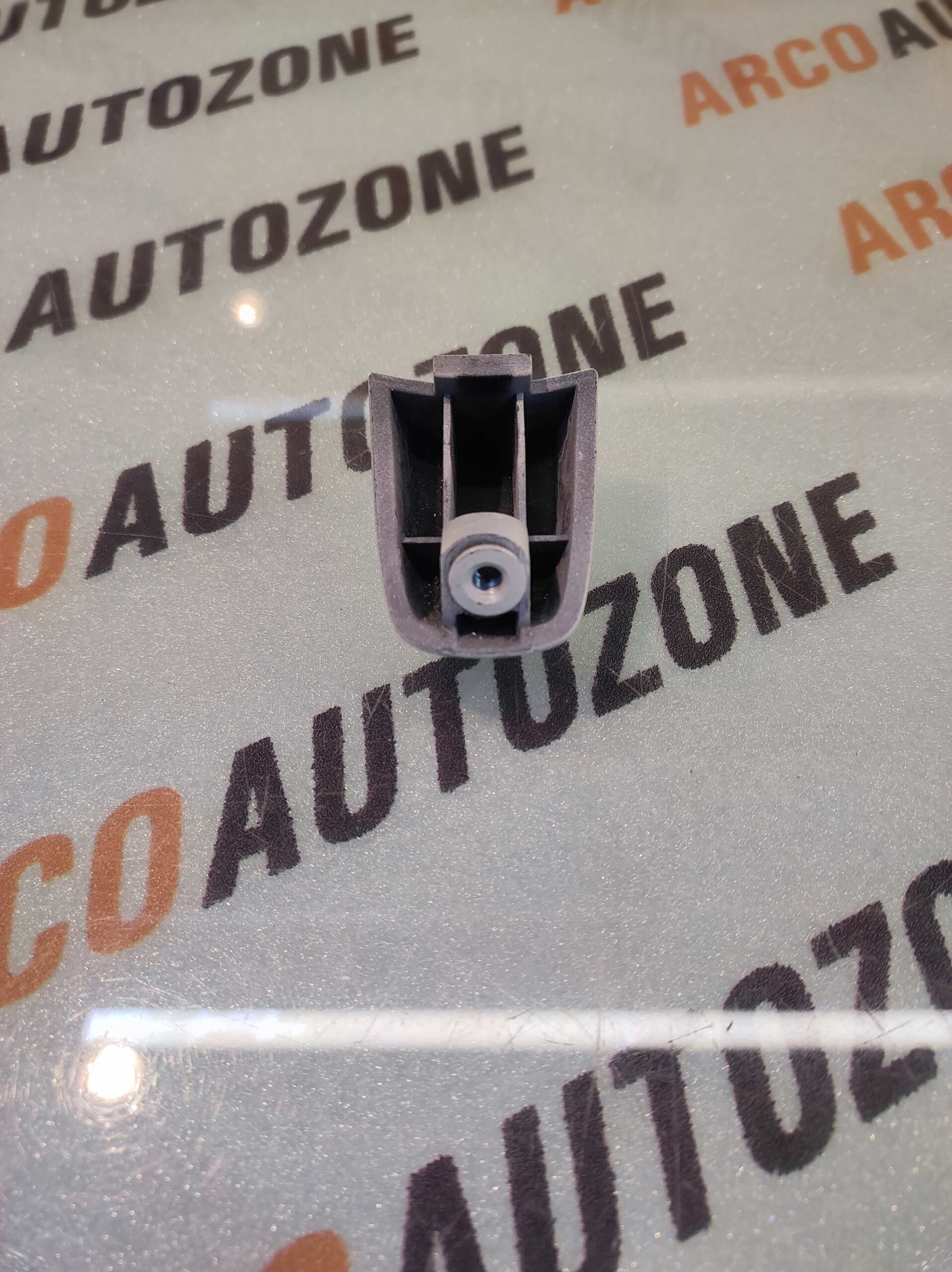 OUTER HANDLE CAP CIAZ BREZZA SCROSS FRONT LEFT WHITE