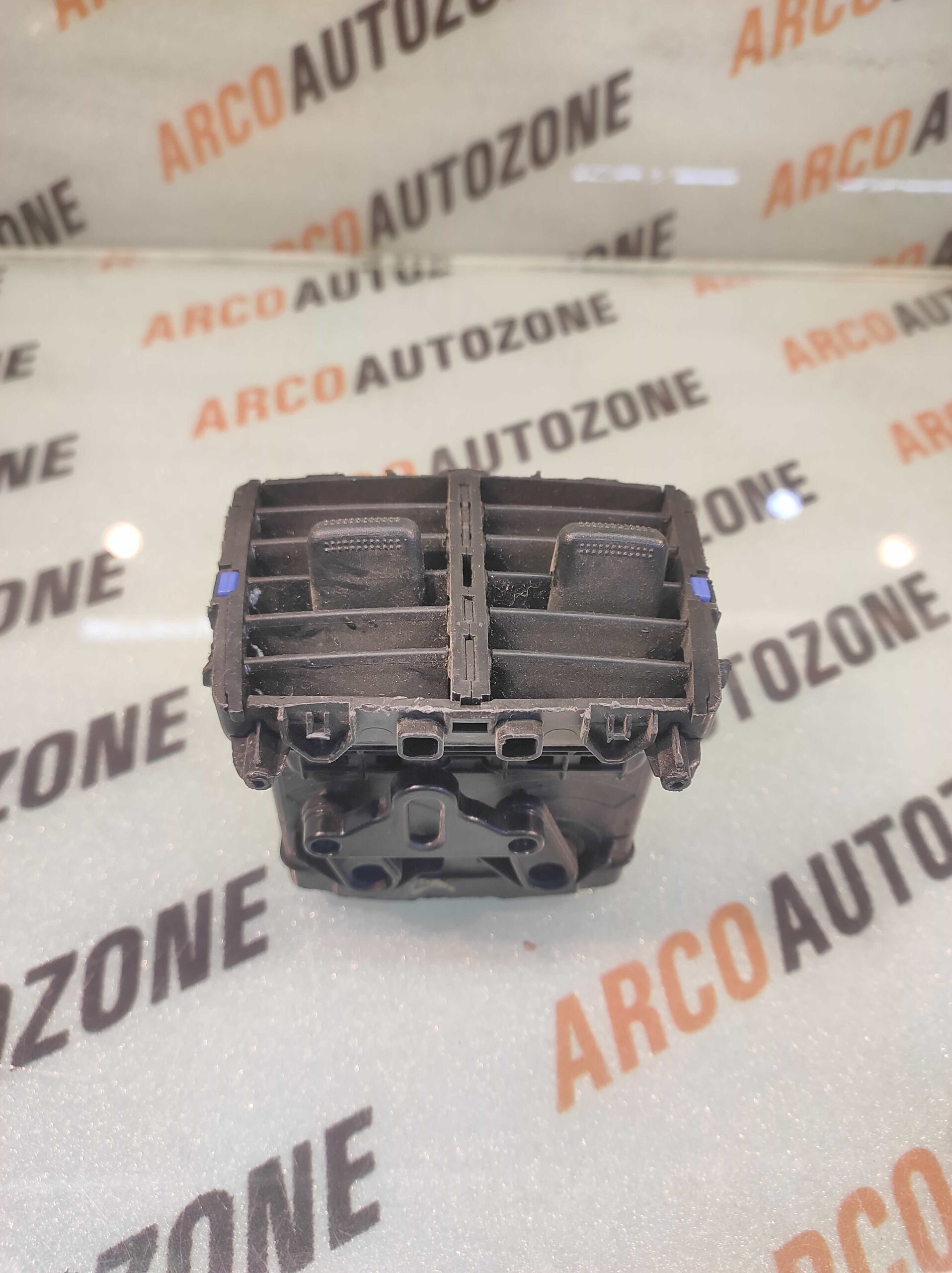 AC VENT REAR SANTRO 18 HYU 97040C4700 LOT