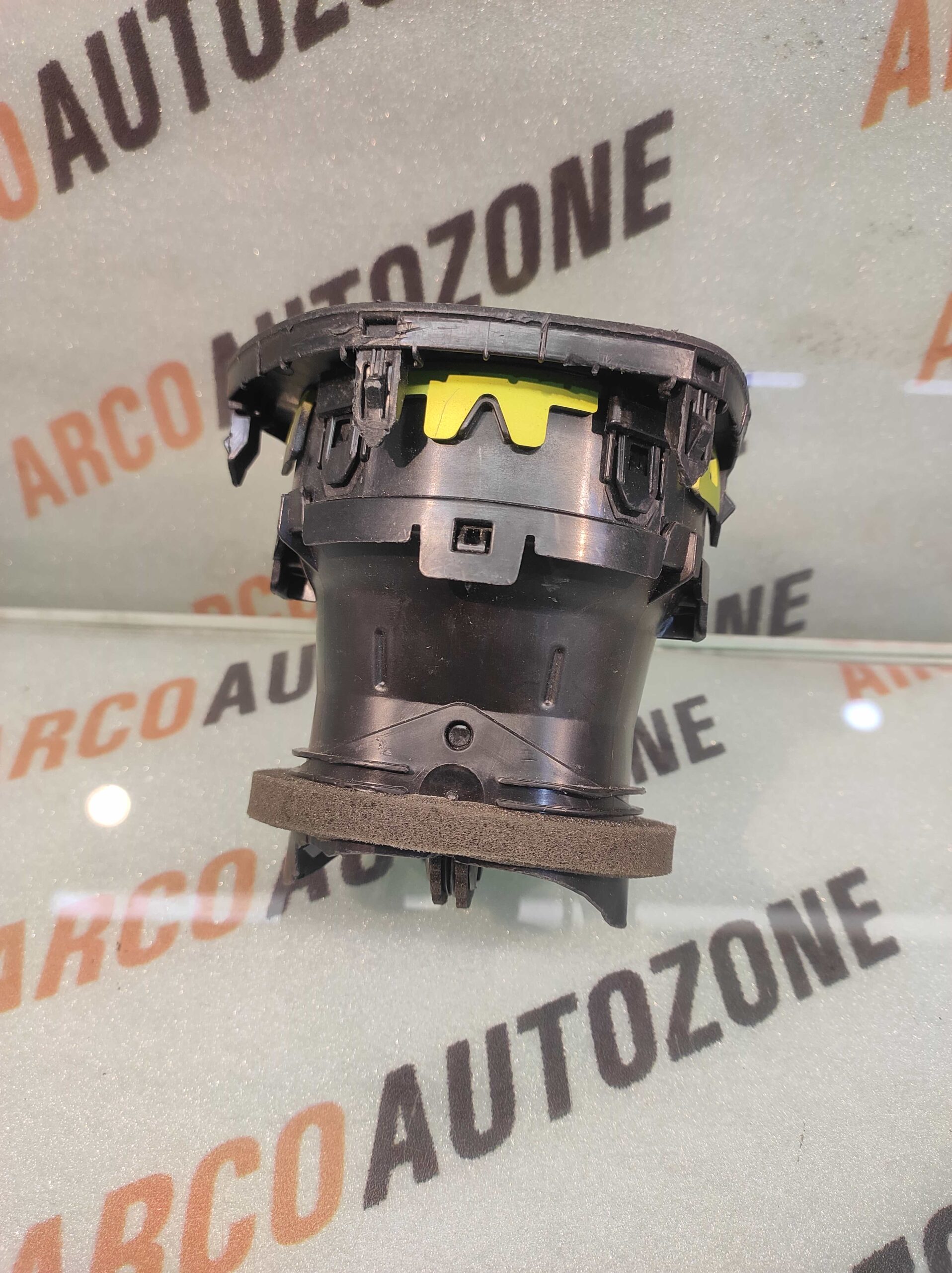 AC VENT SANTRO 2018 RIGHT HYU 97460C4910 LOT