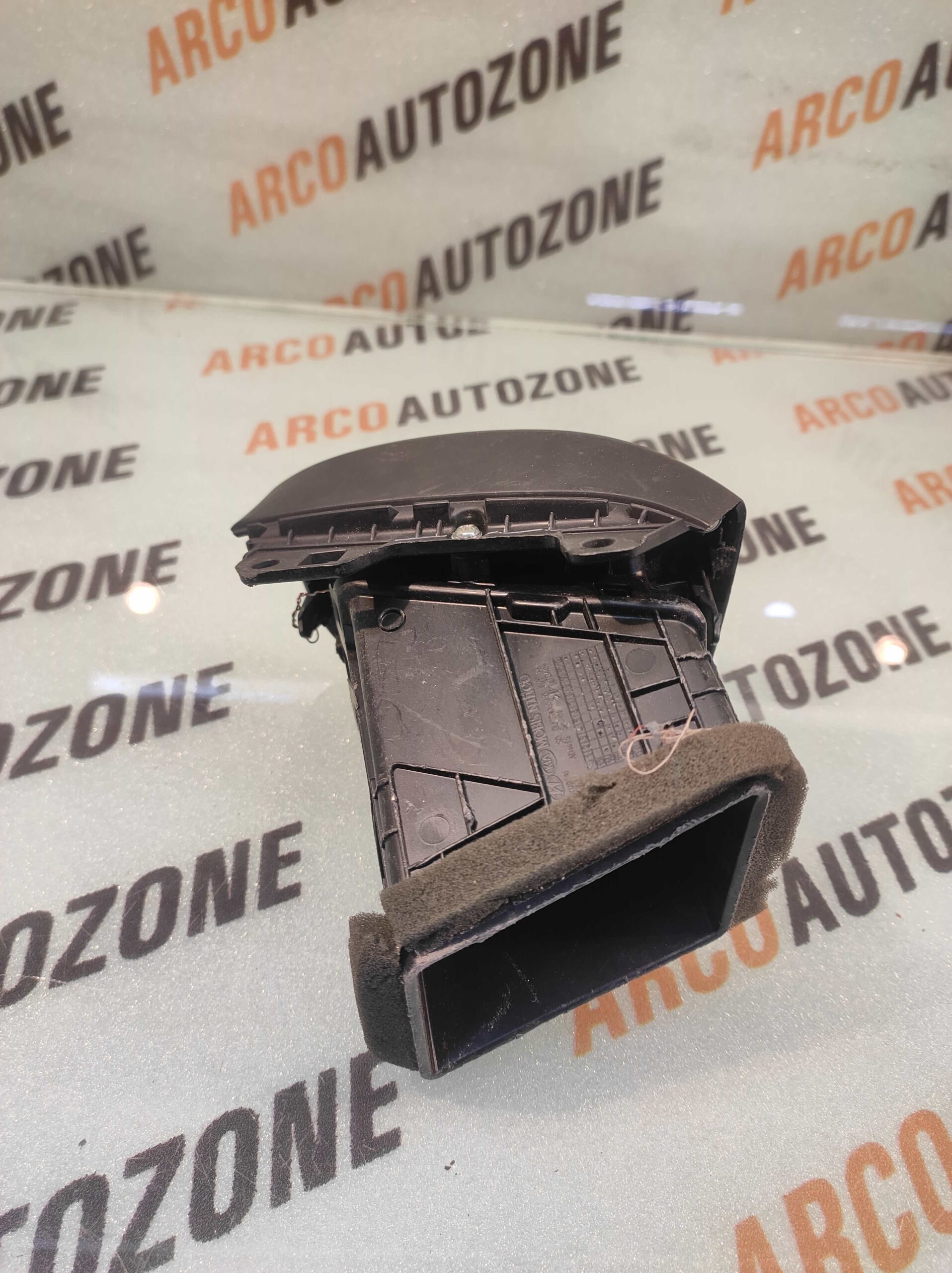 AC VENT SANTRO 2018 RIGHT HYU 97490C8900 LOT